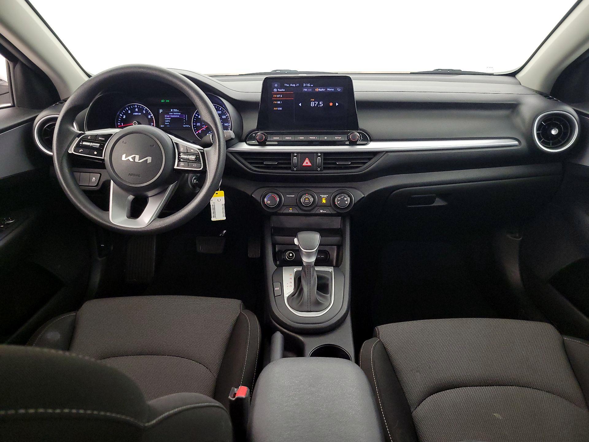 Thumbnail: 2023 Kia Forte - 9