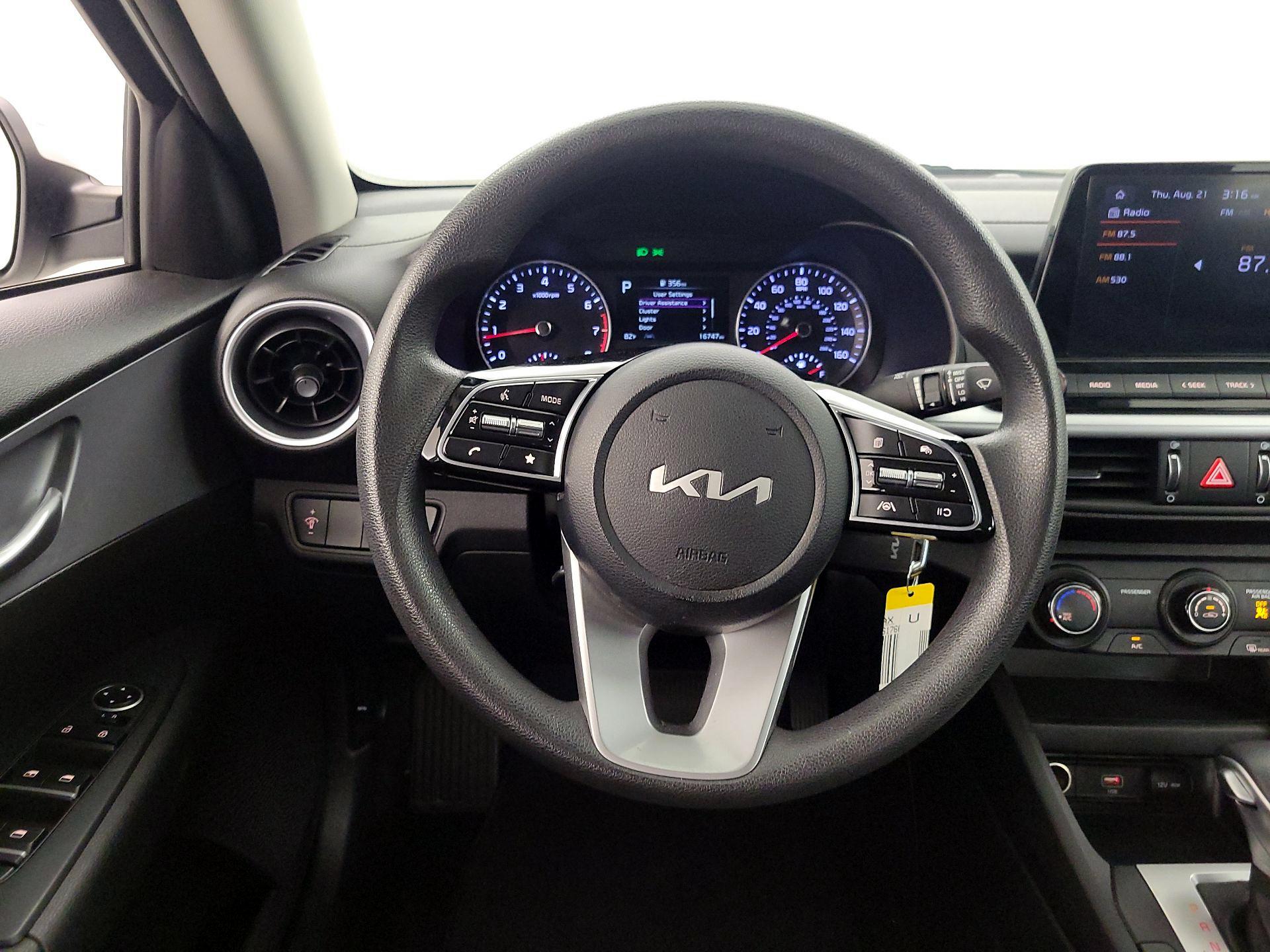 Thumbnail: 2023 Kia Forte - 10