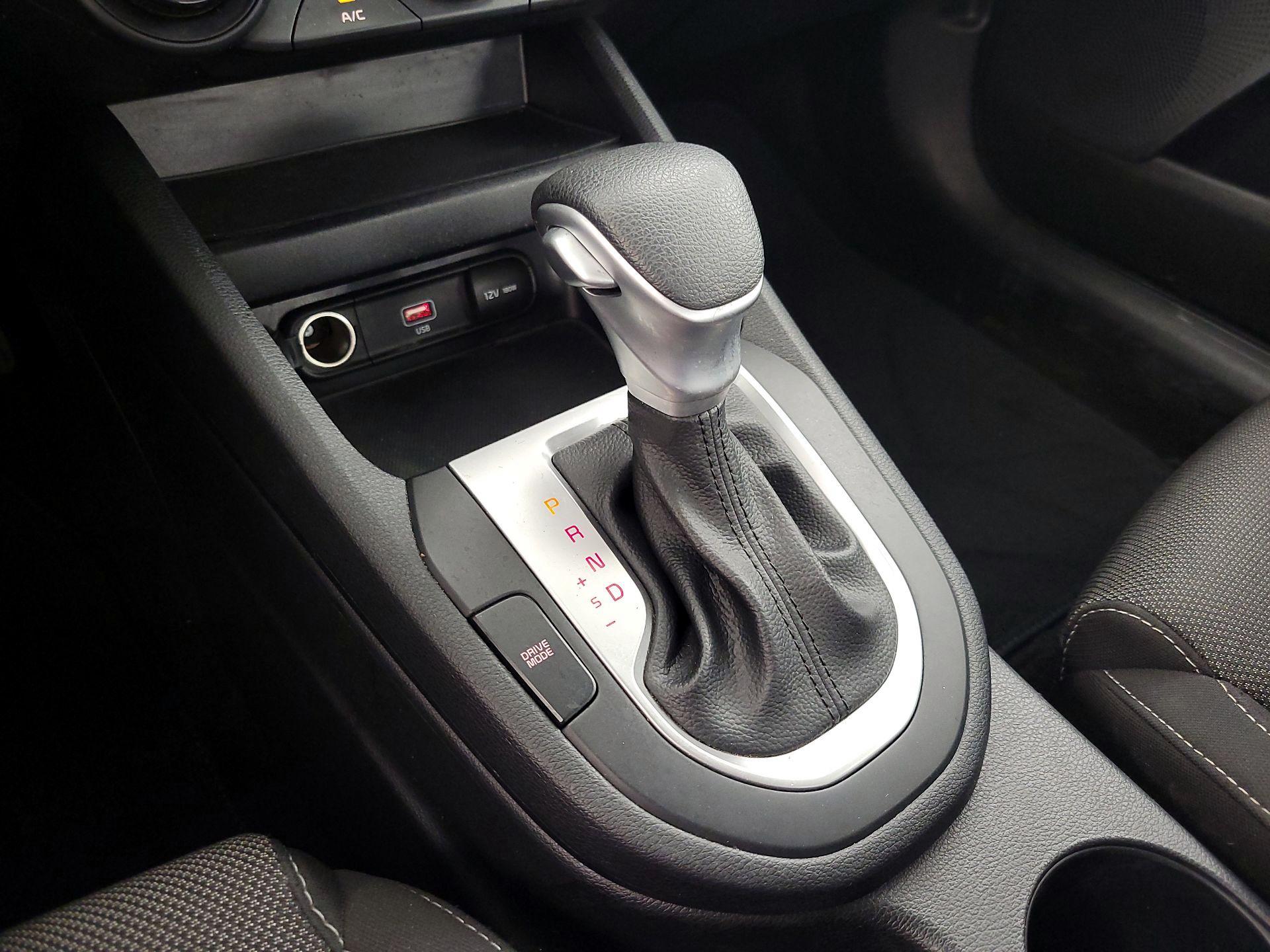 Thumbnail: 2023 Kia Forte - 17