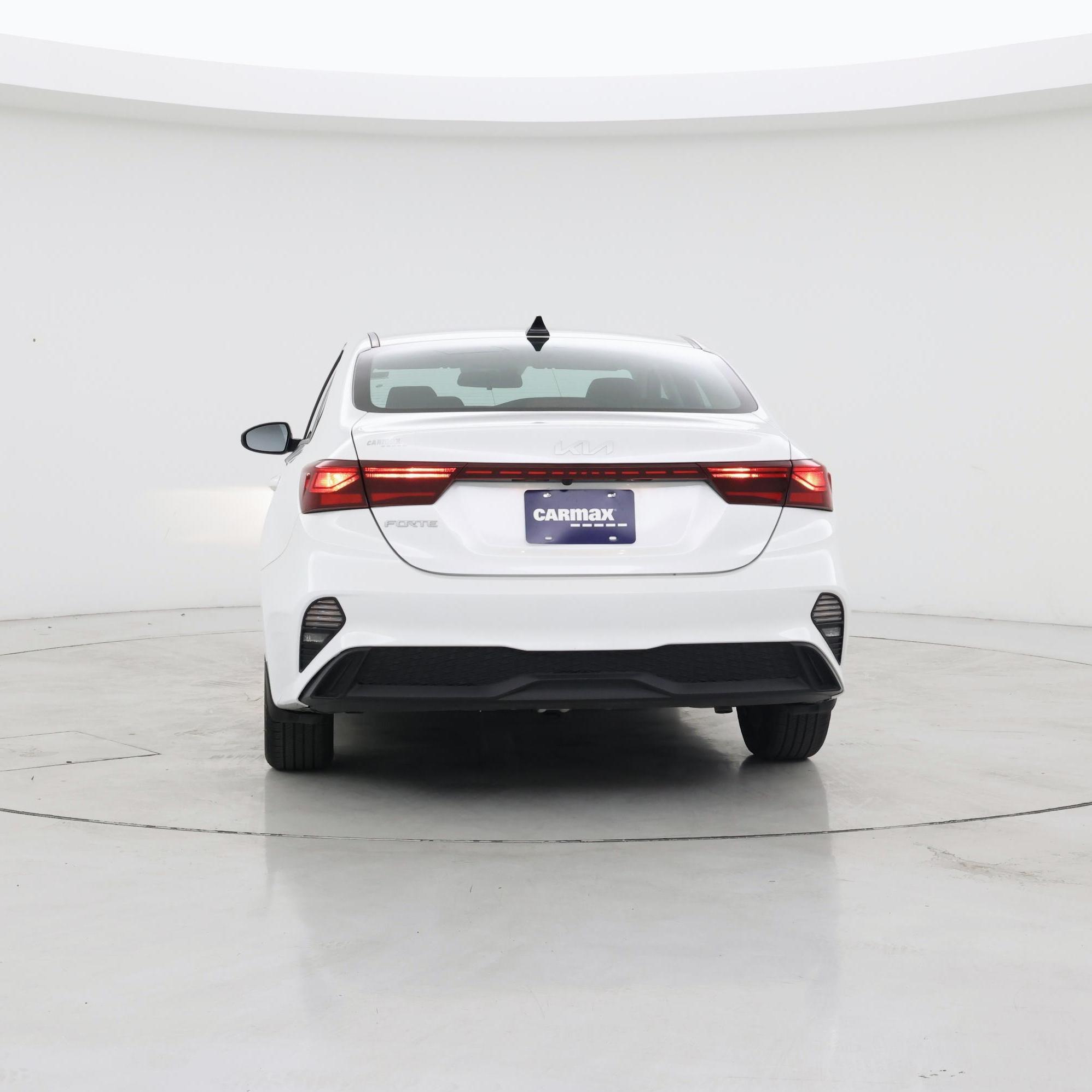 Thumbnail: 2023 Kia Forte - 6