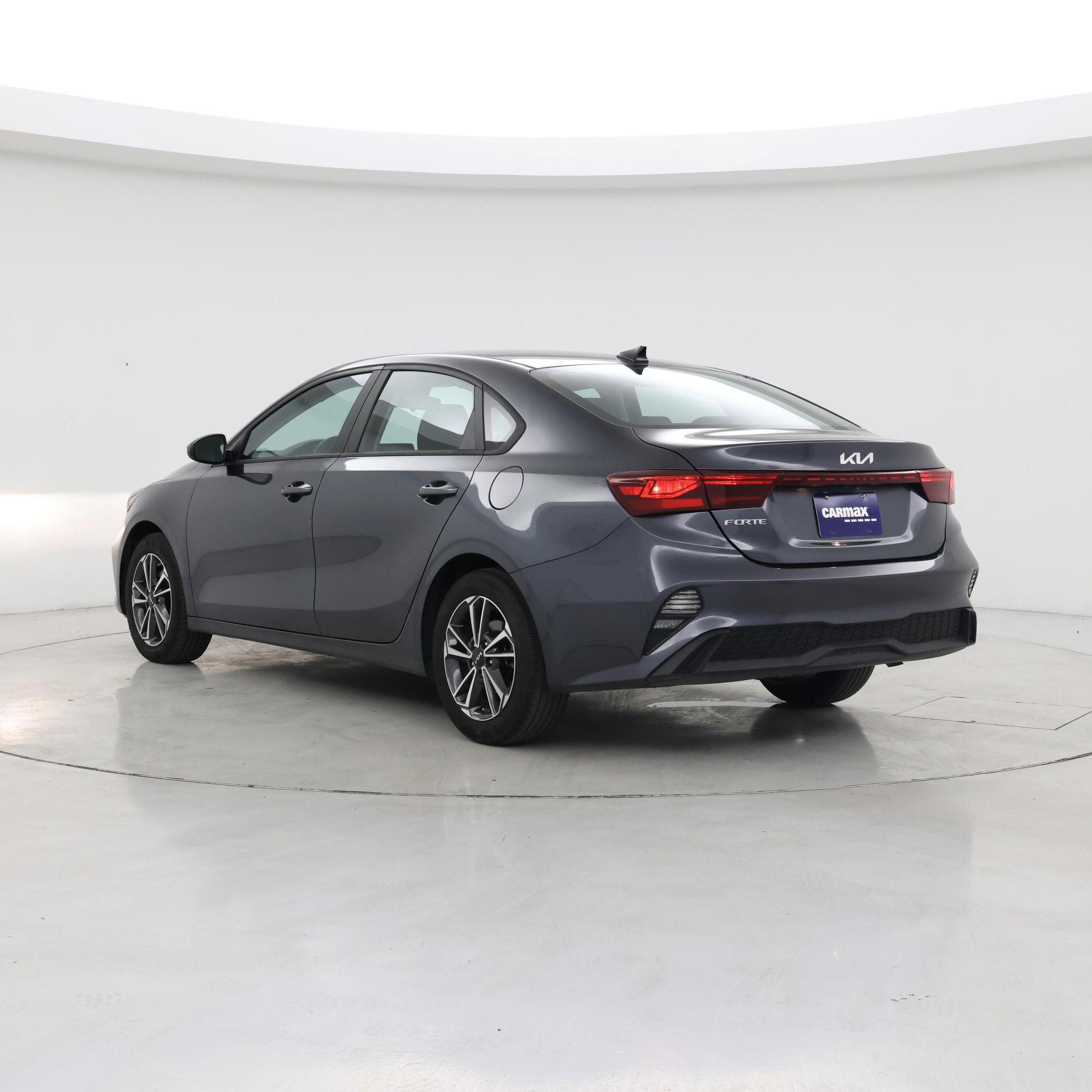 Thumbnail: 2023 Kia Forte - 2
