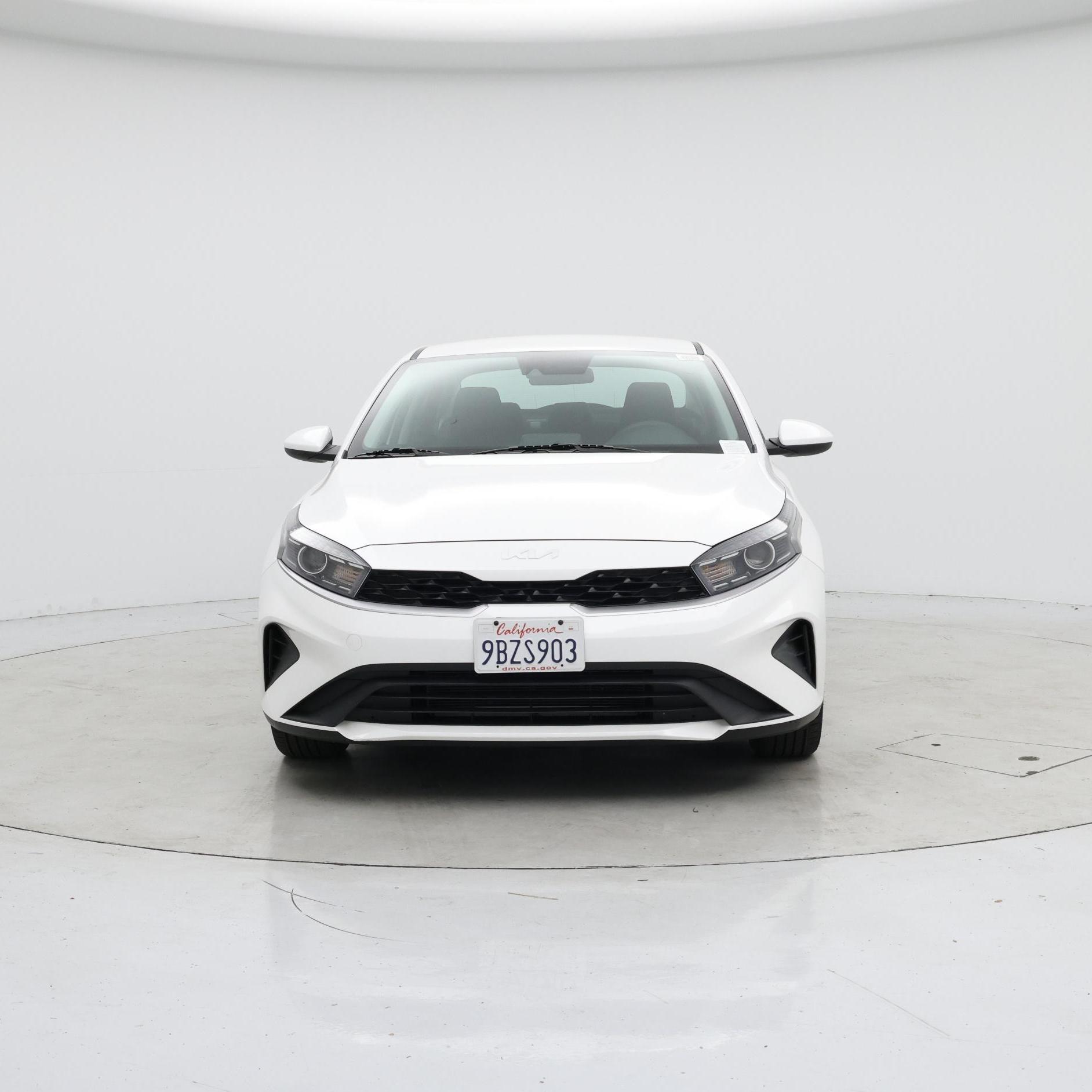 Thumbnail: 2022 Kia Forte - 5