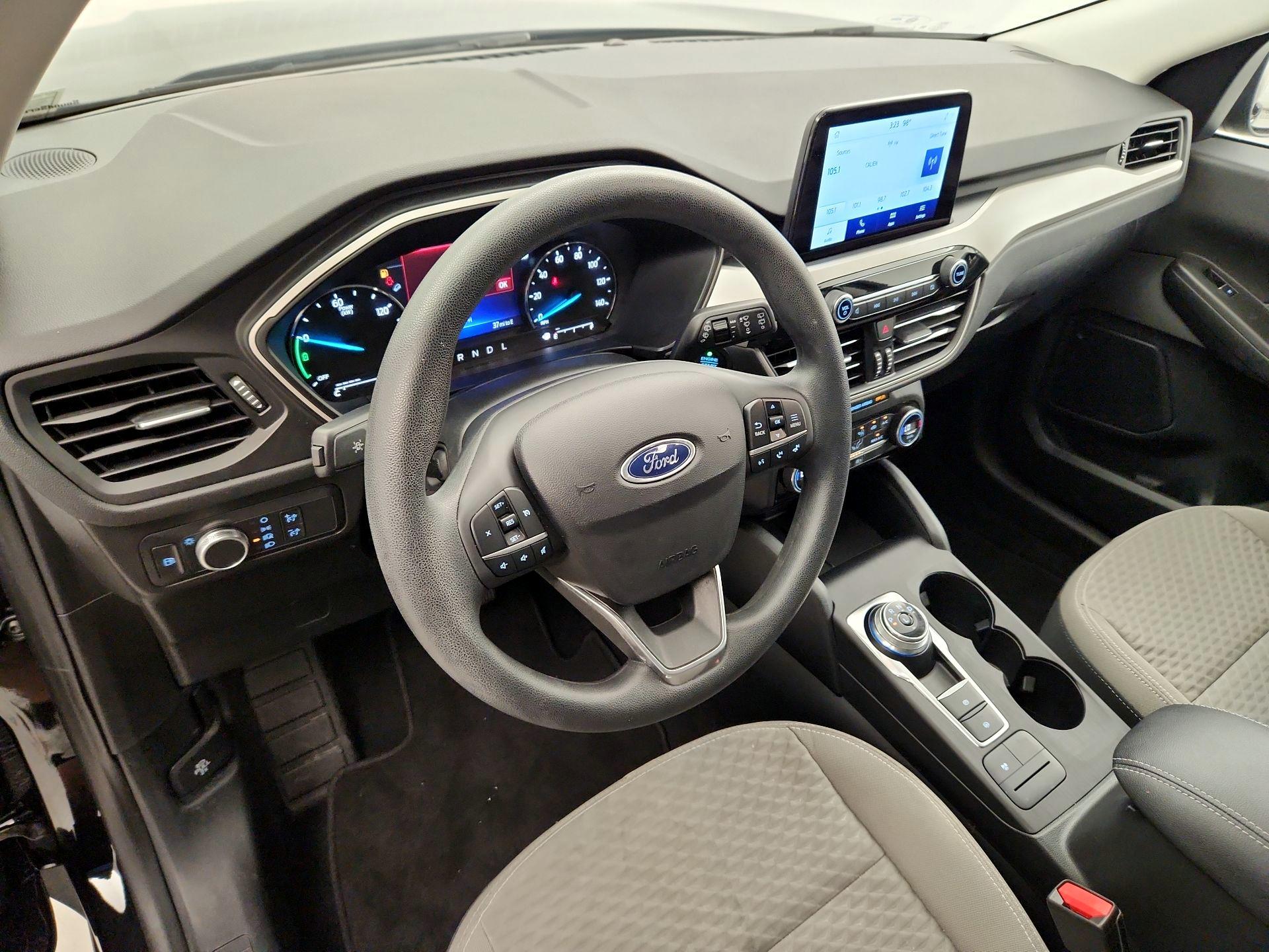 Thumbnail: 2021 Ford Escape - 9