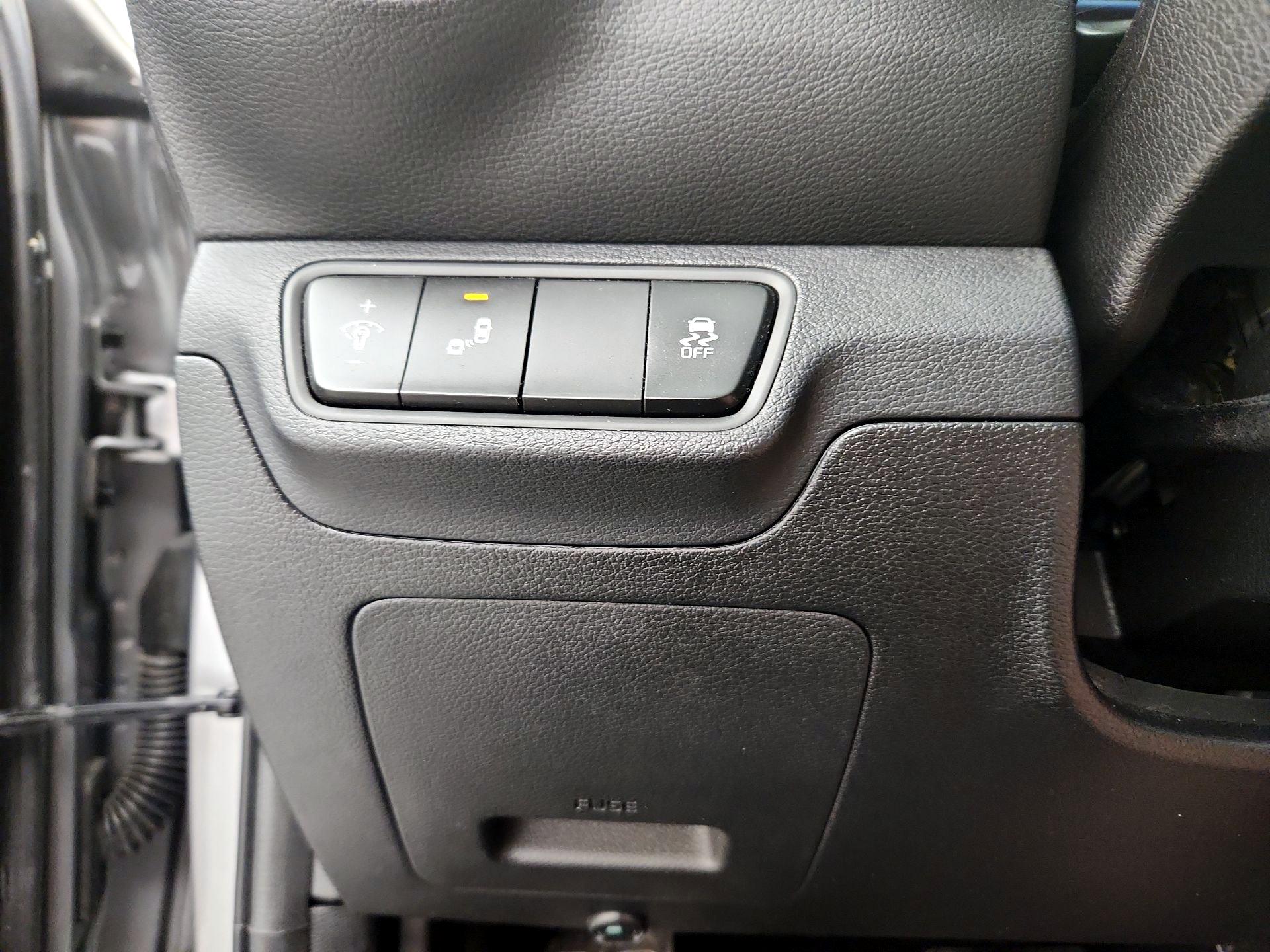 Thumbnail: 2023 Kia Forte - 13