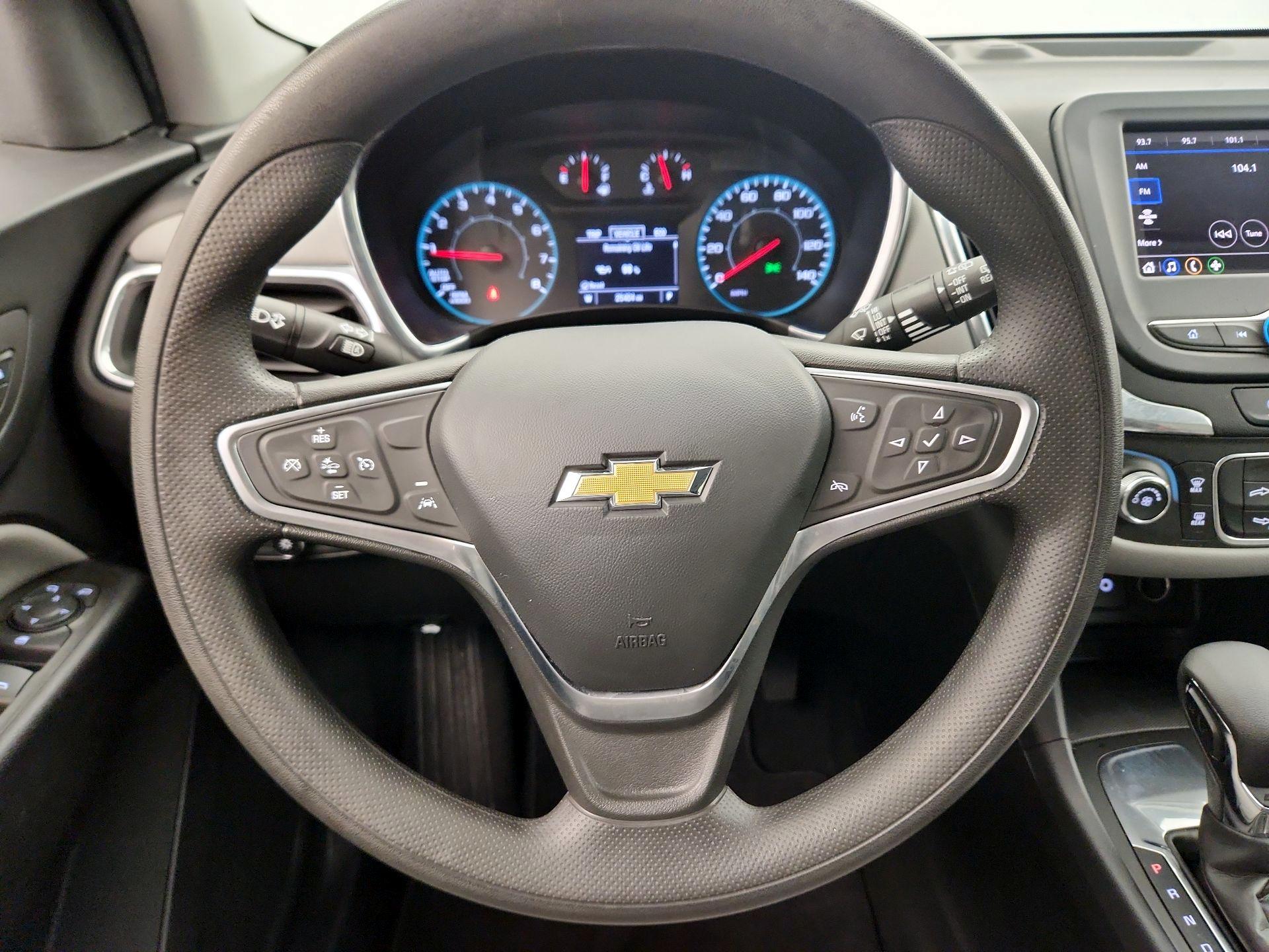Thumbnail: 2023 Chevrolet Equinox - 10