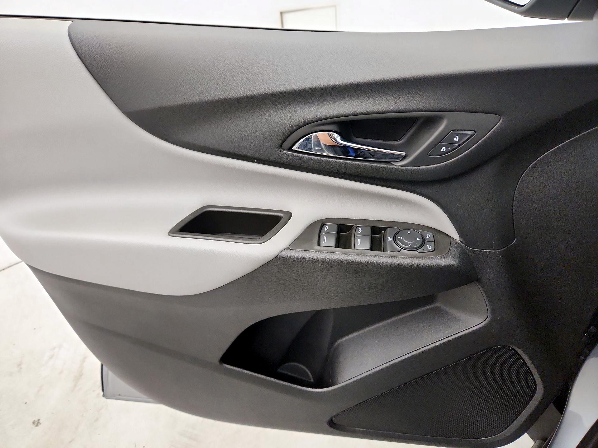 Thumbnail: 2023 Chevrolet Equinox - 12