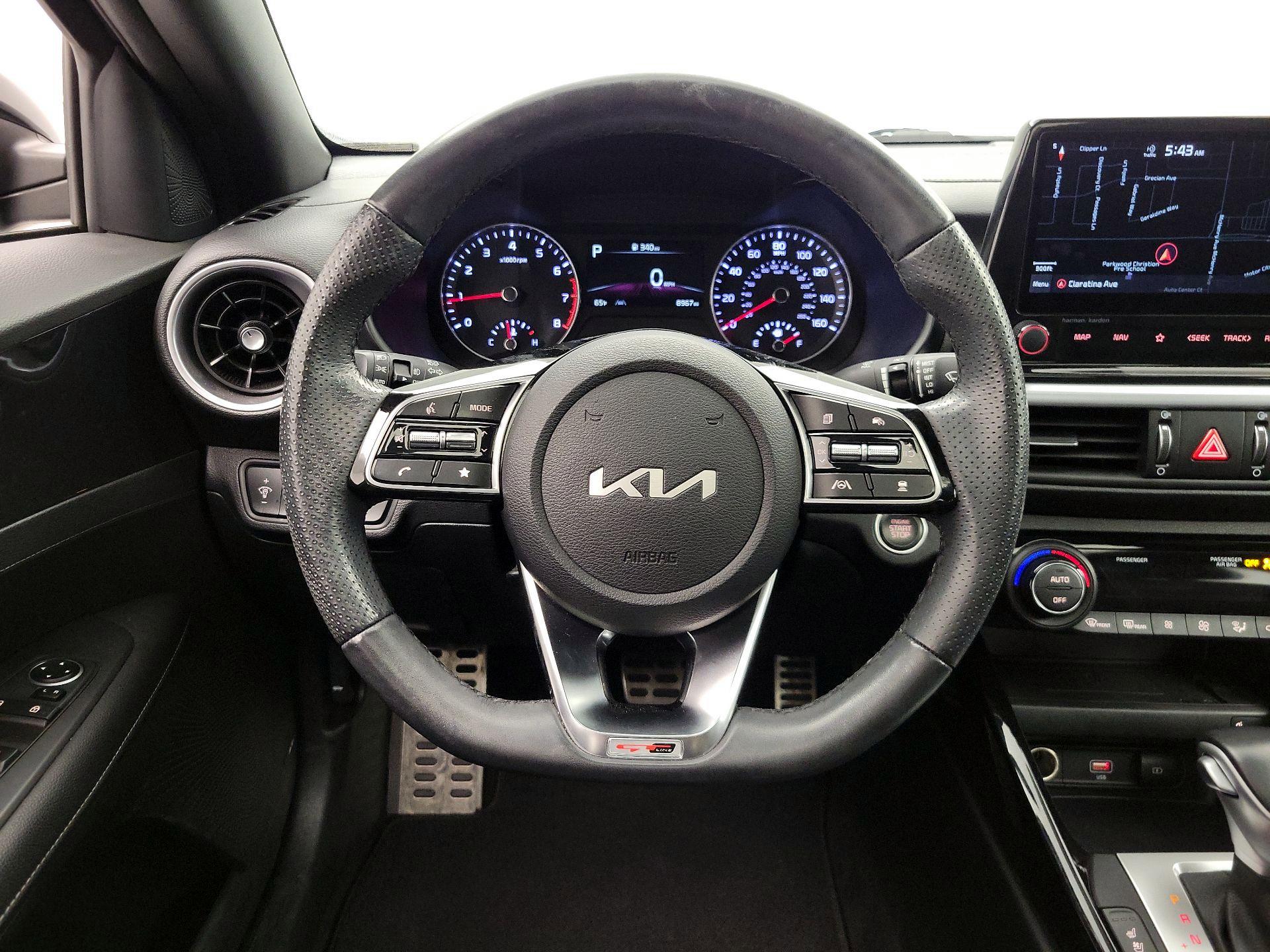 Thumbnail: 2022 Kia Forte - 10
