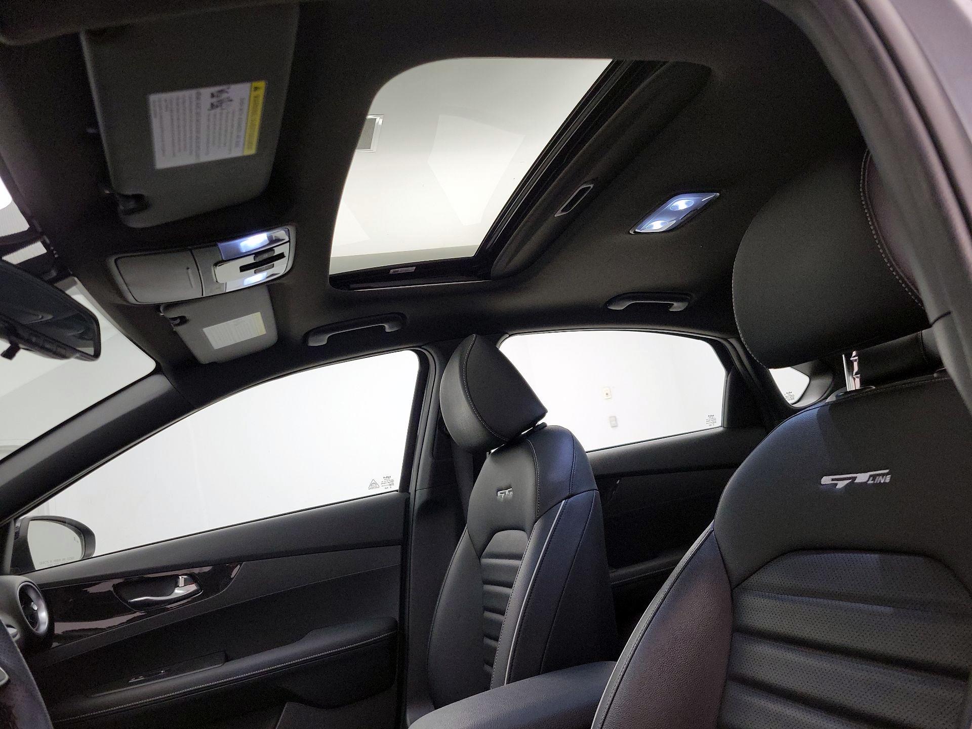 Thumbnail: 2022 Kia Forte - 20