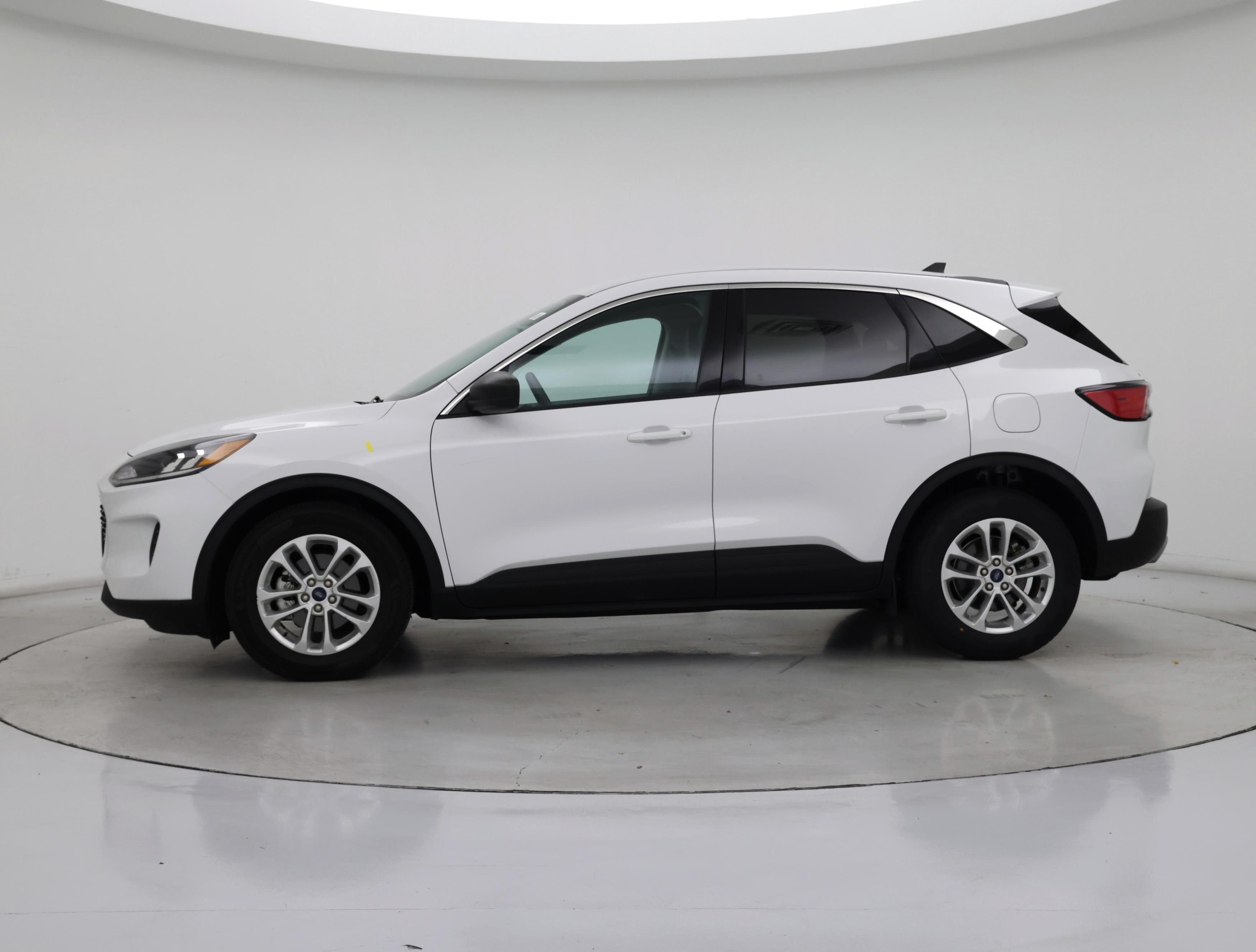 Thumbnail: 2022 Ford Escape - 3