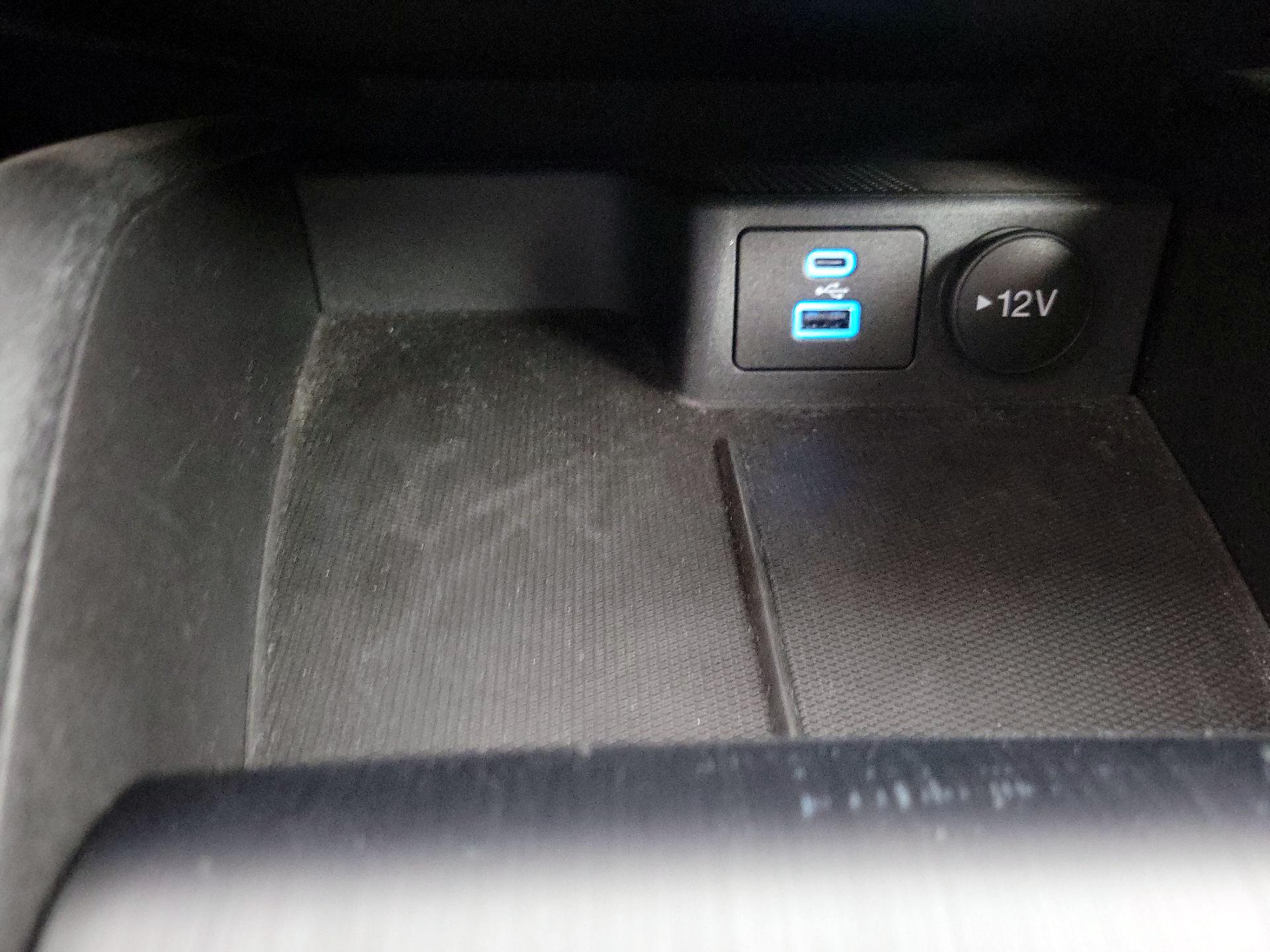 Thumbnail: 2022 Ford Escape - 18