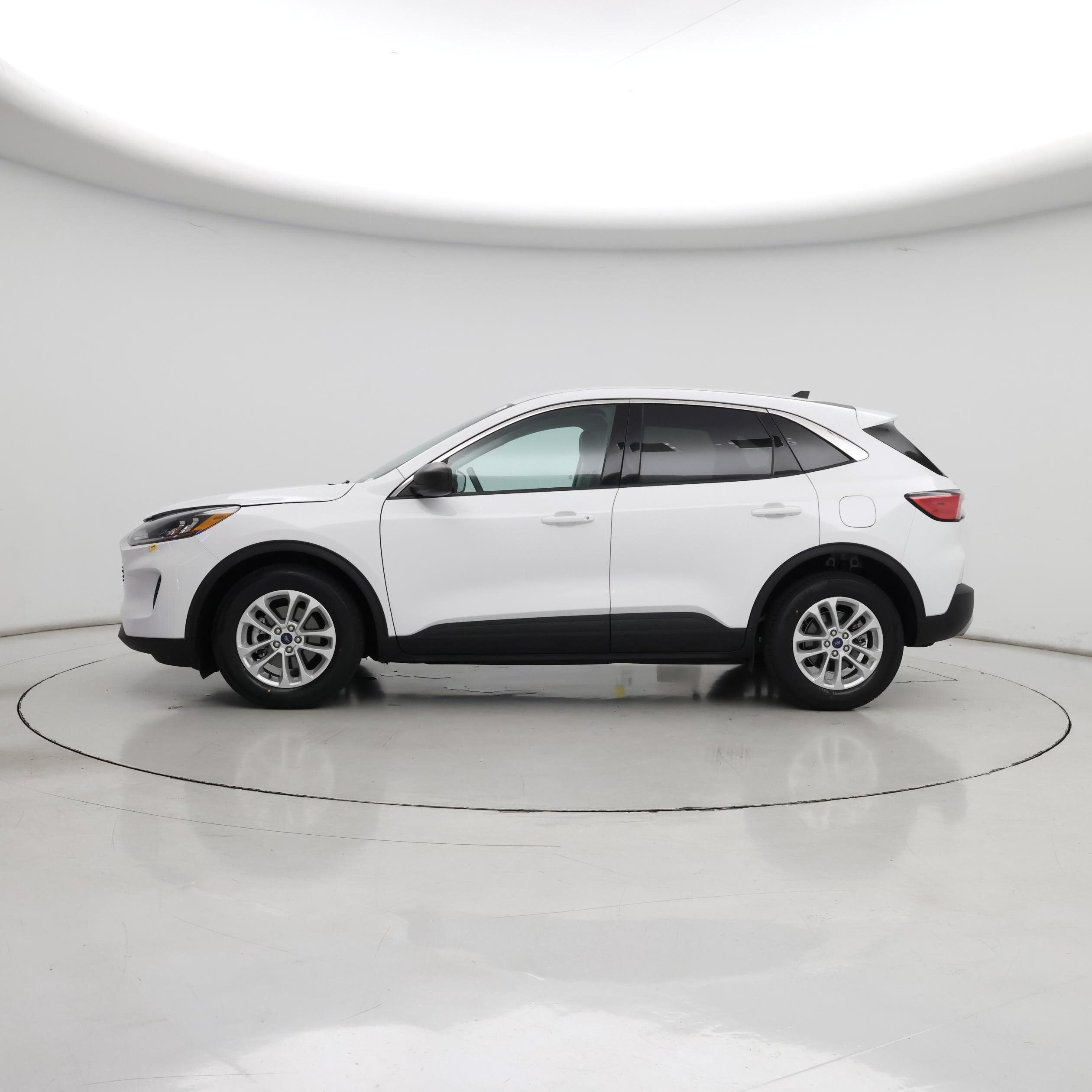 Thumbnail: 2022 Ford Escape - 3