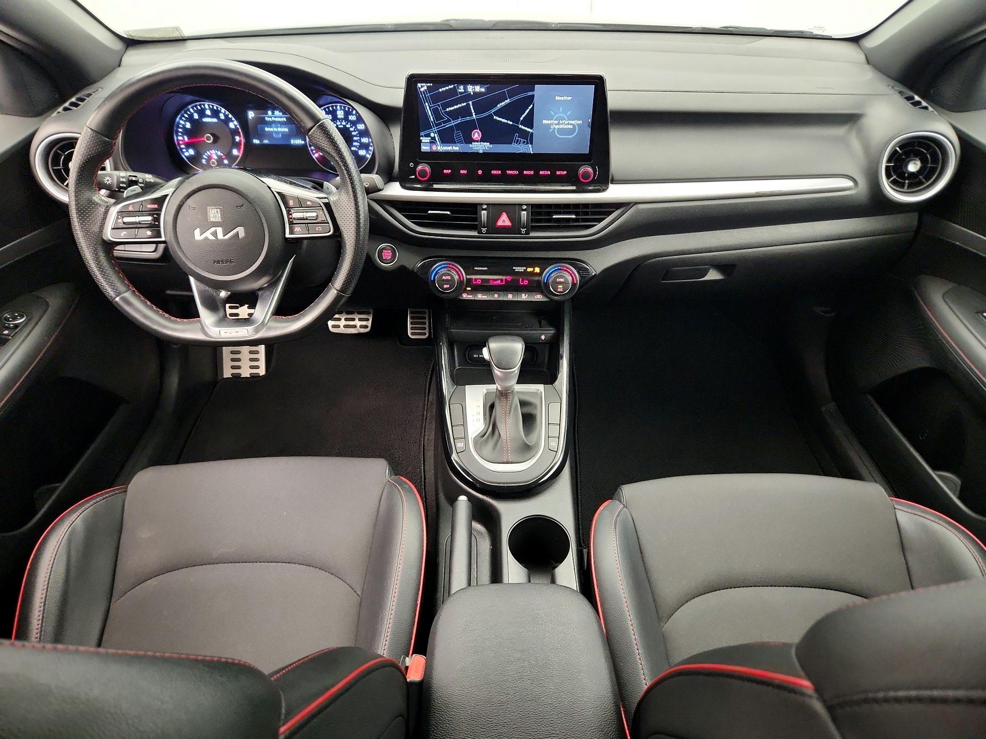 Thumbnail: 2022 Kia Forte - 9