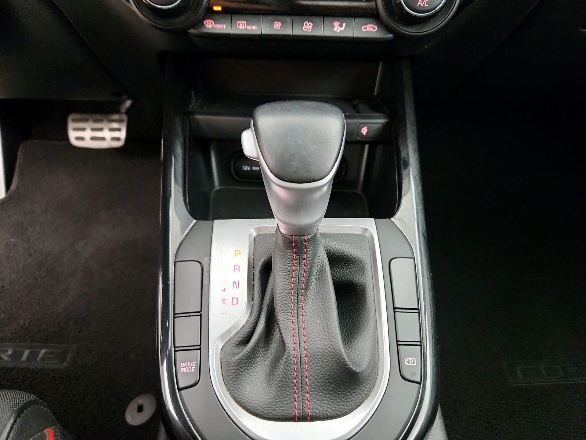 Thumbnail: 2022 Kia Forte - 18