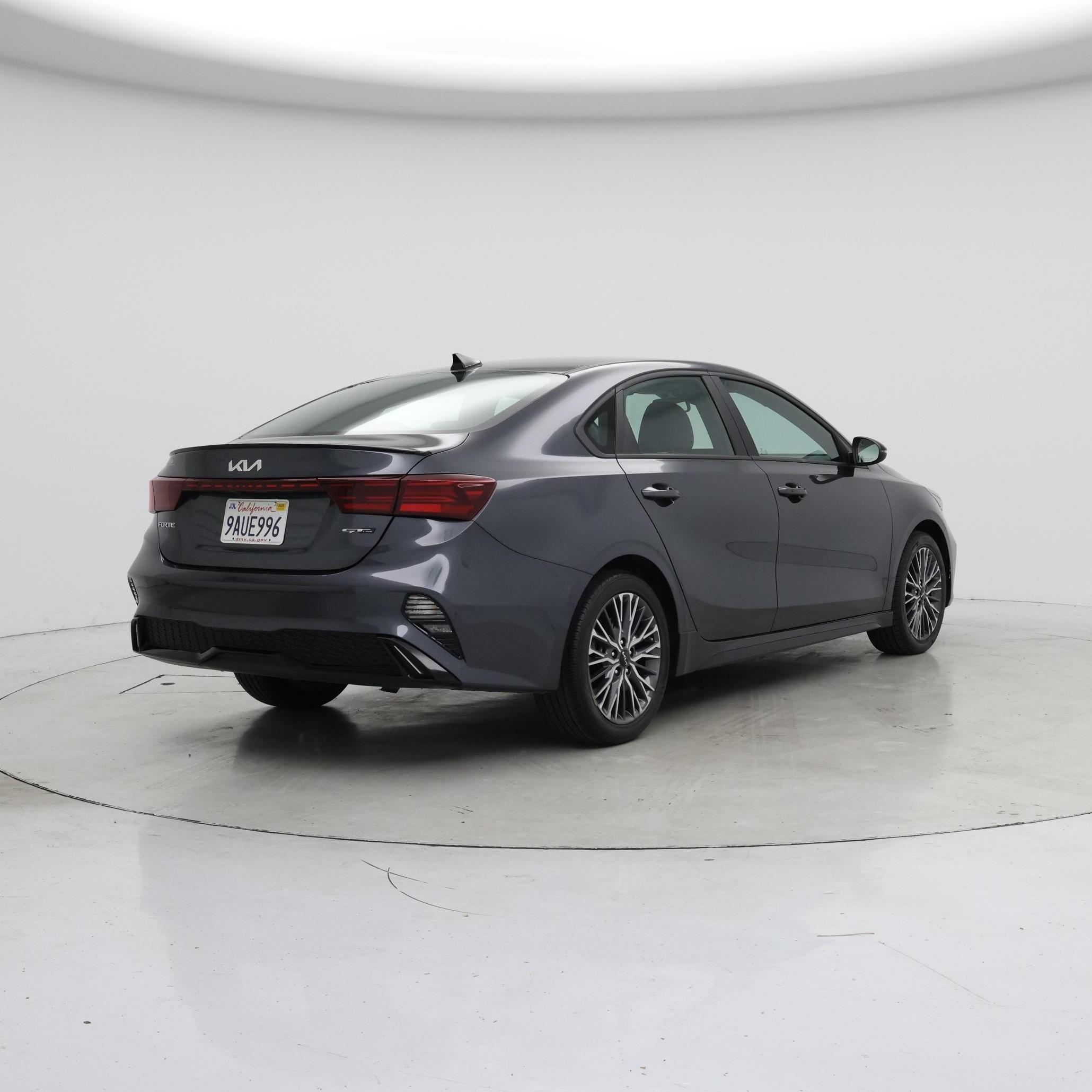 Thumbnail: 2022 Kia Forte - 8