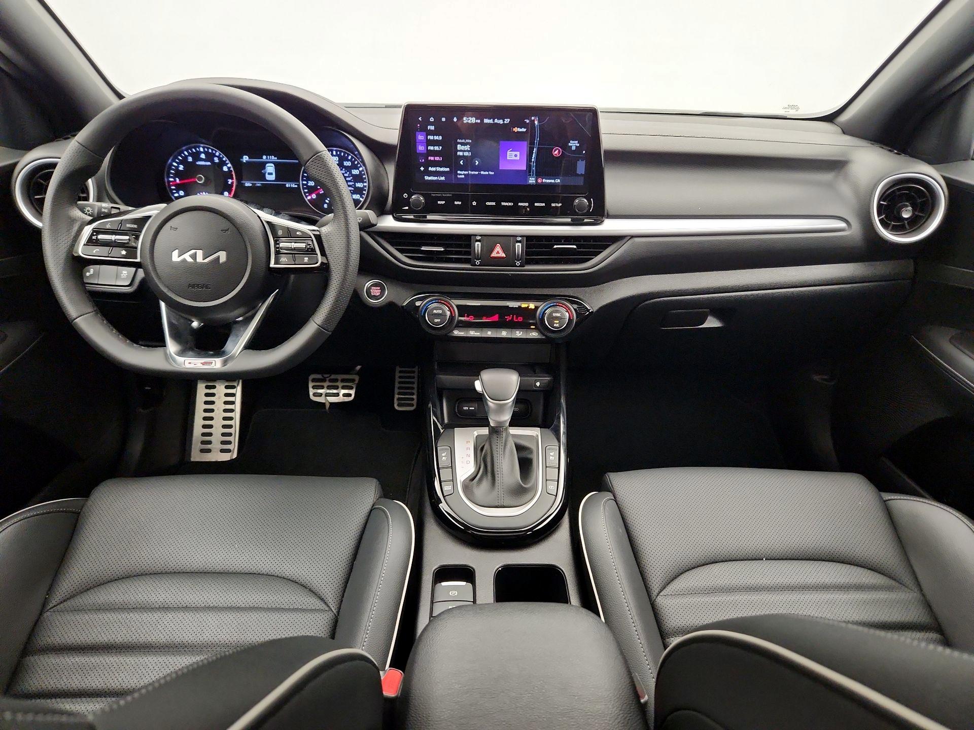 Thumbnail: 2023 Kia Forte - 9