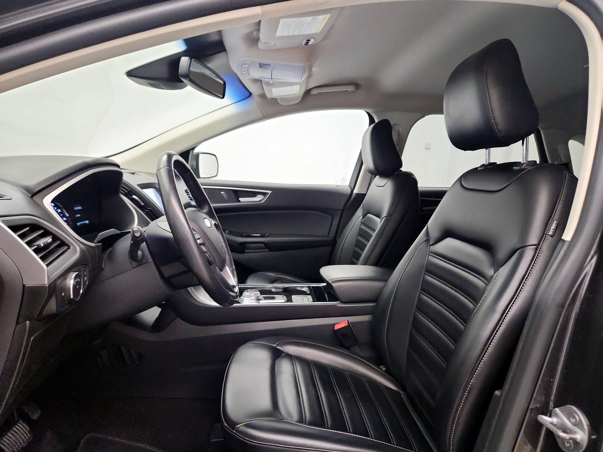 Thumbnail: 2020 Ford Edge - 11