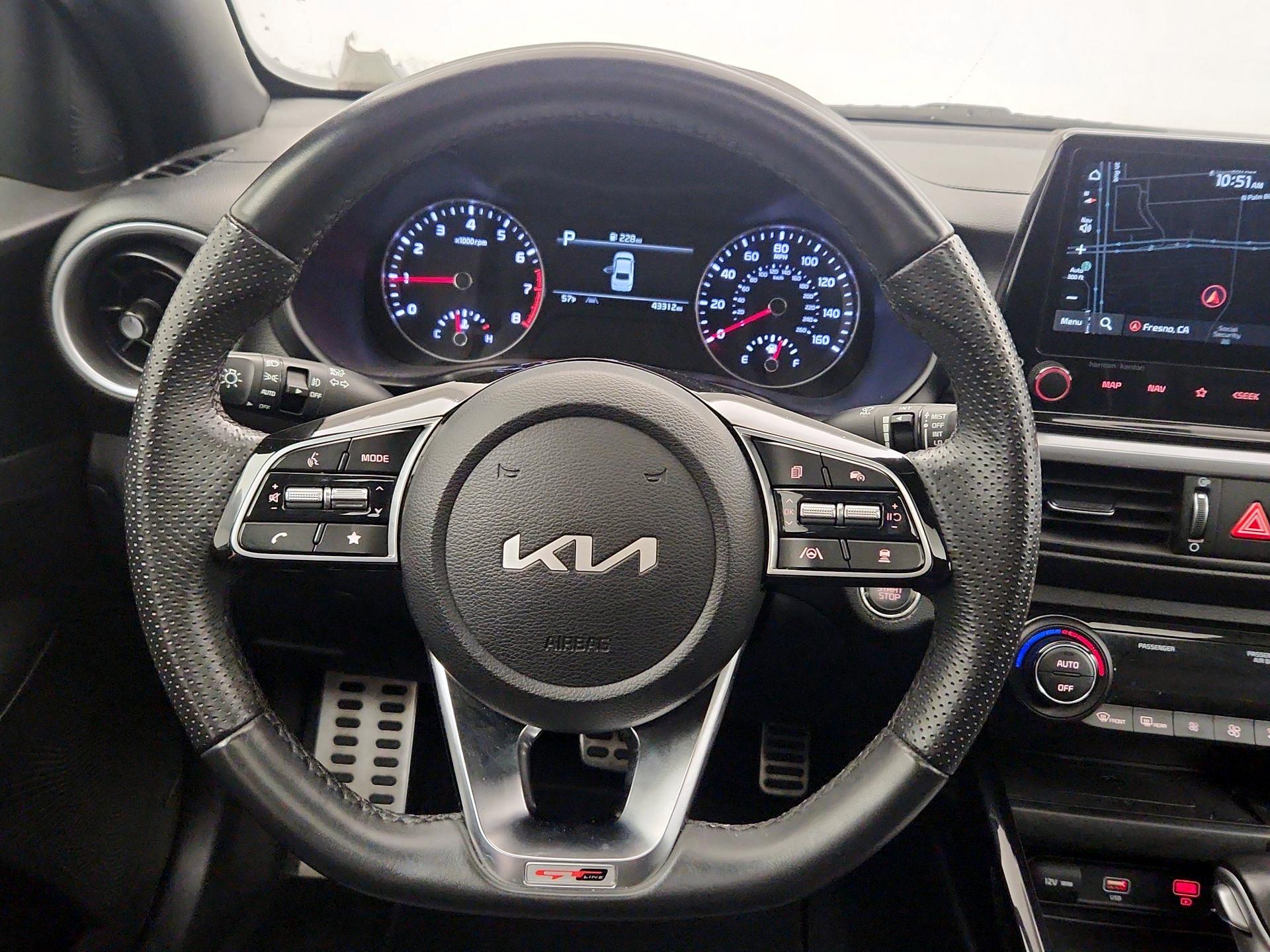 Thumbnail: 2023 Kia Forte - 10