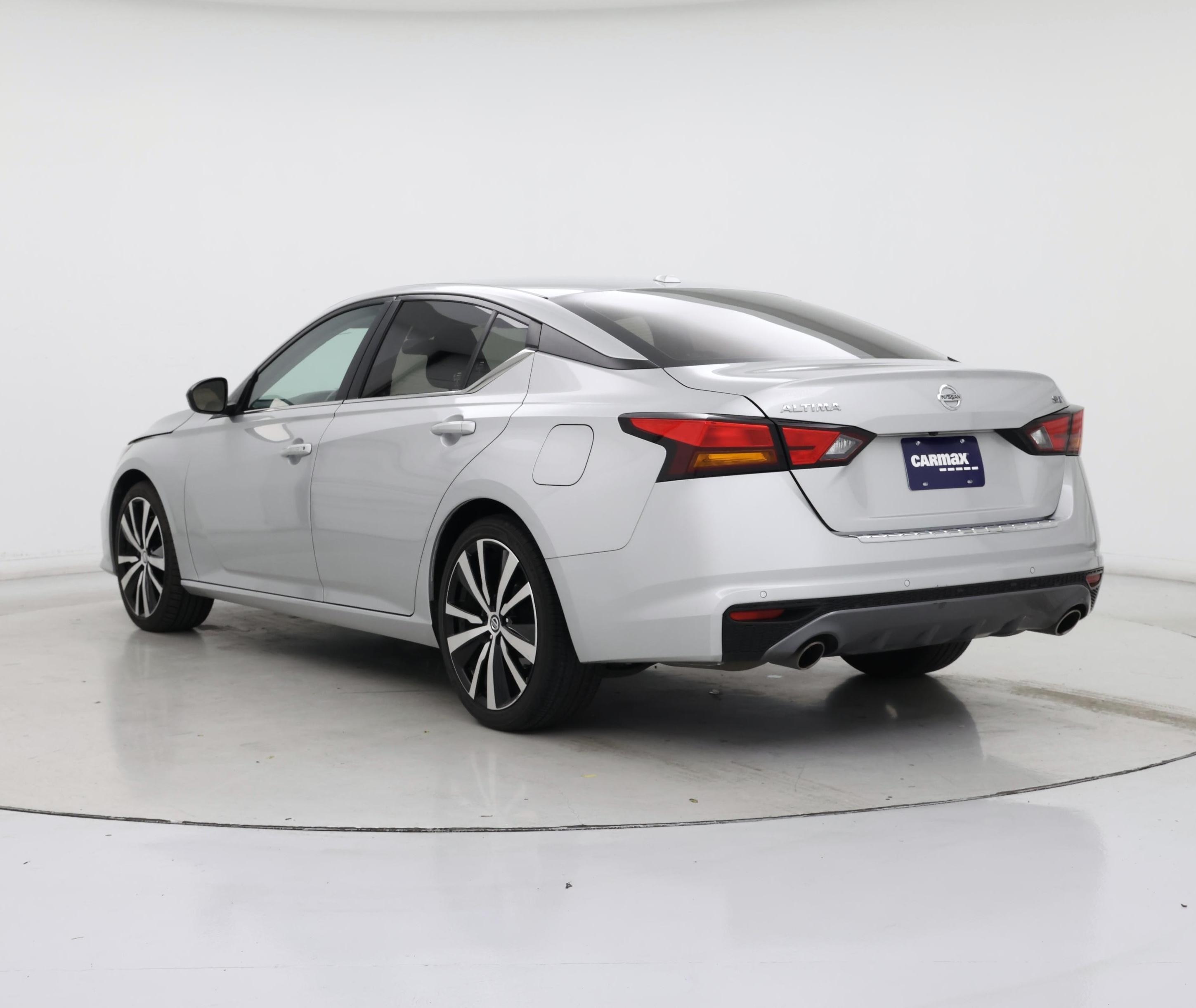 Thumbnail: 2022 Nissan Altima - 2