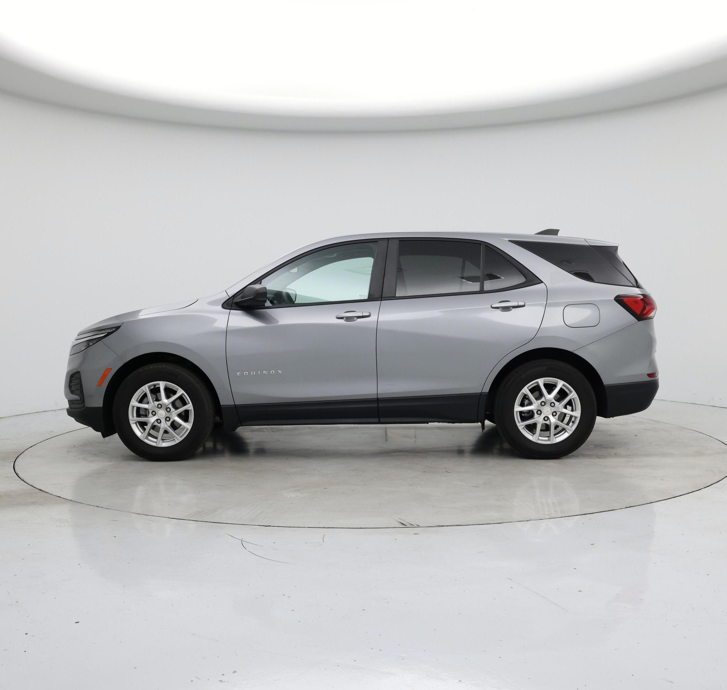 Thumbnail: 2023 Chevrolet Equinox - 3