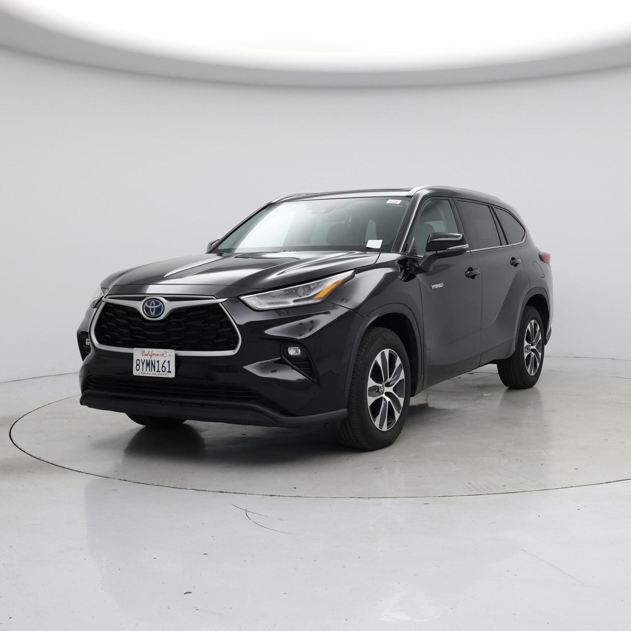Thumbnail: 2021 Toyota Highlander - 4