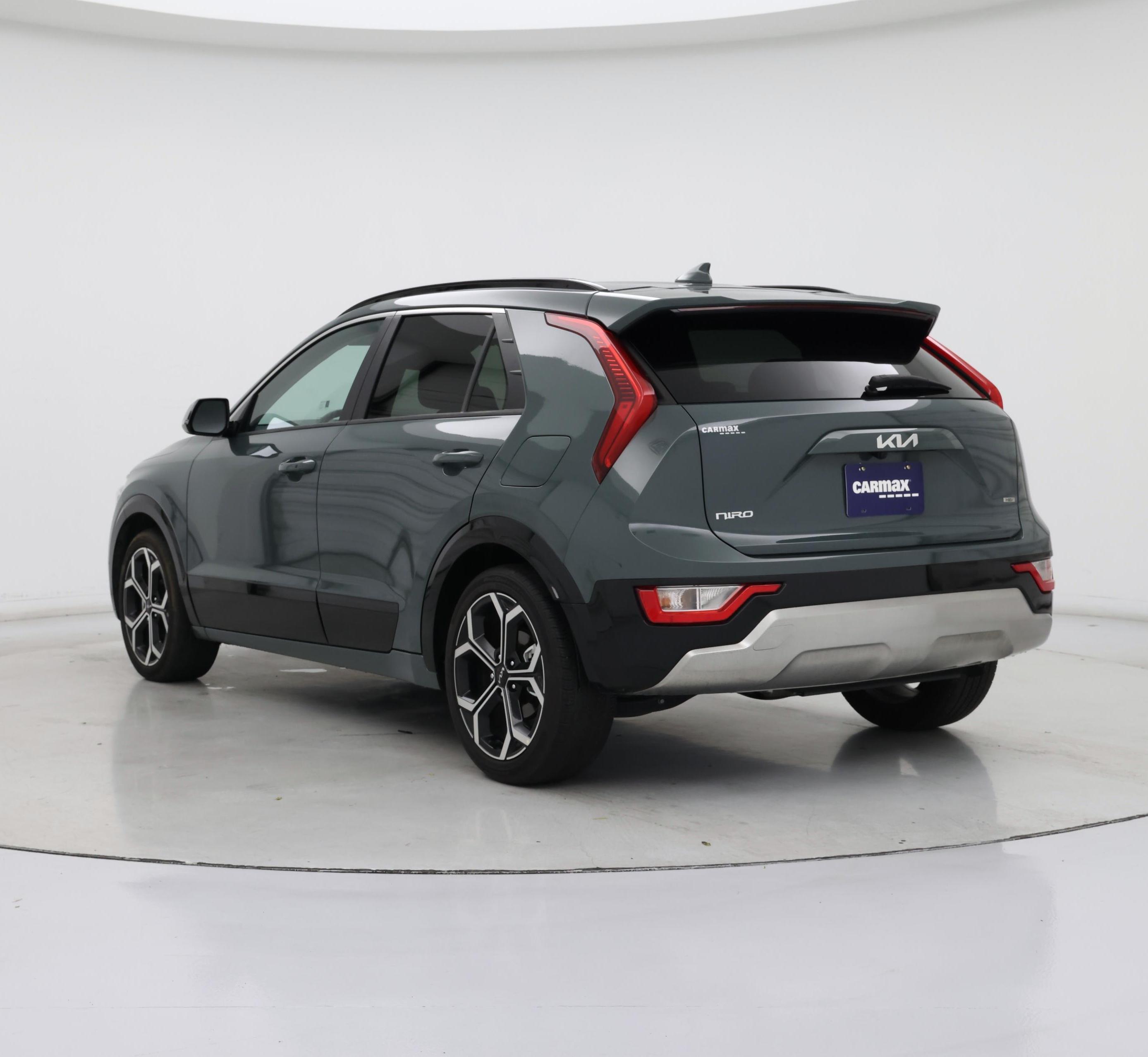 Thumbnail: 2023 Kia Niro - 2
