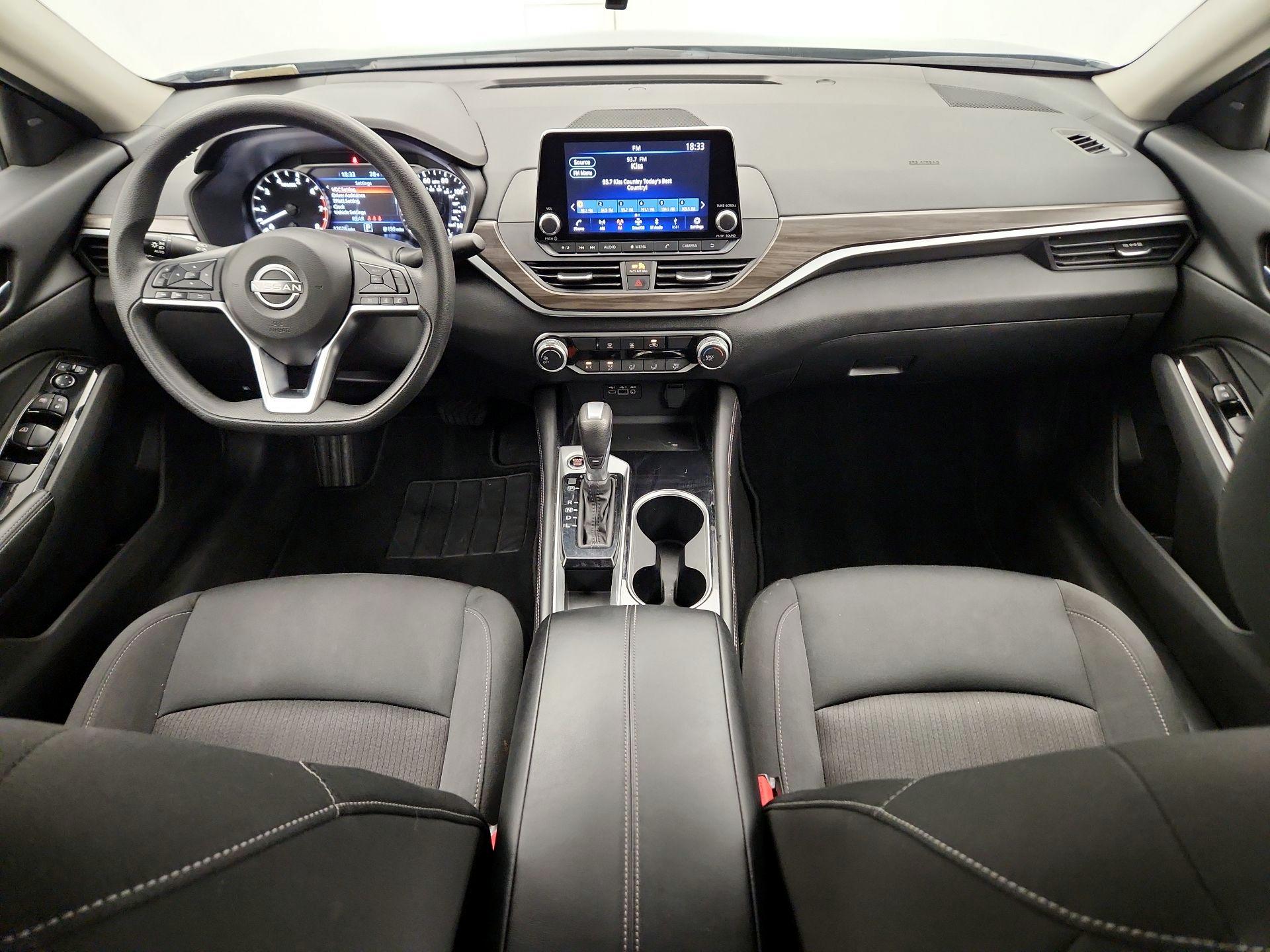 Thumbnail: 2023 Nissan Altima - 9