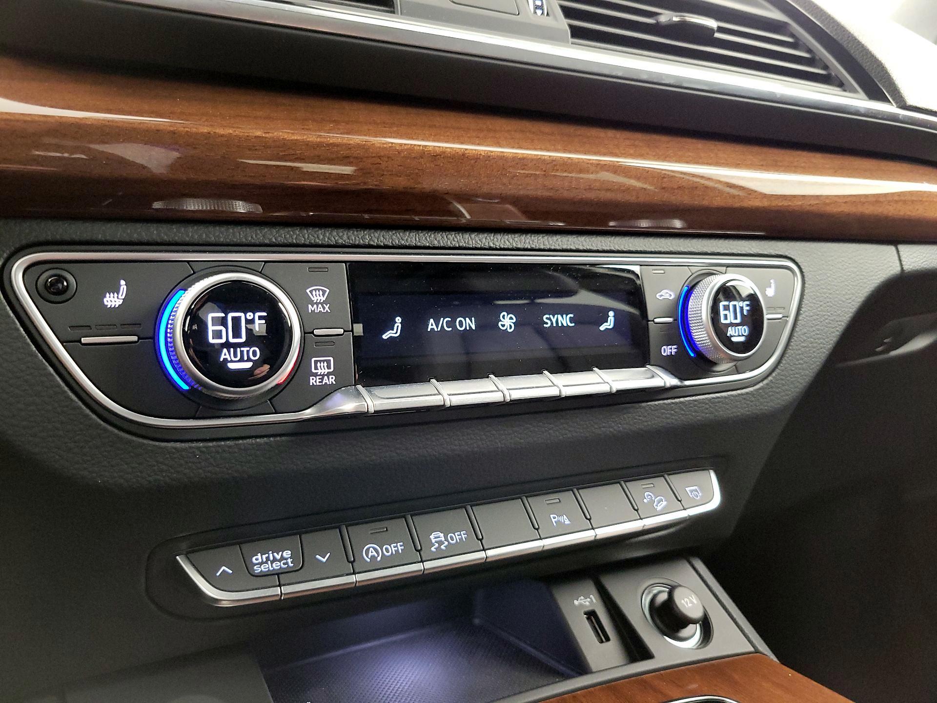 Thumbnail: 2022 Audi Q5 - 16