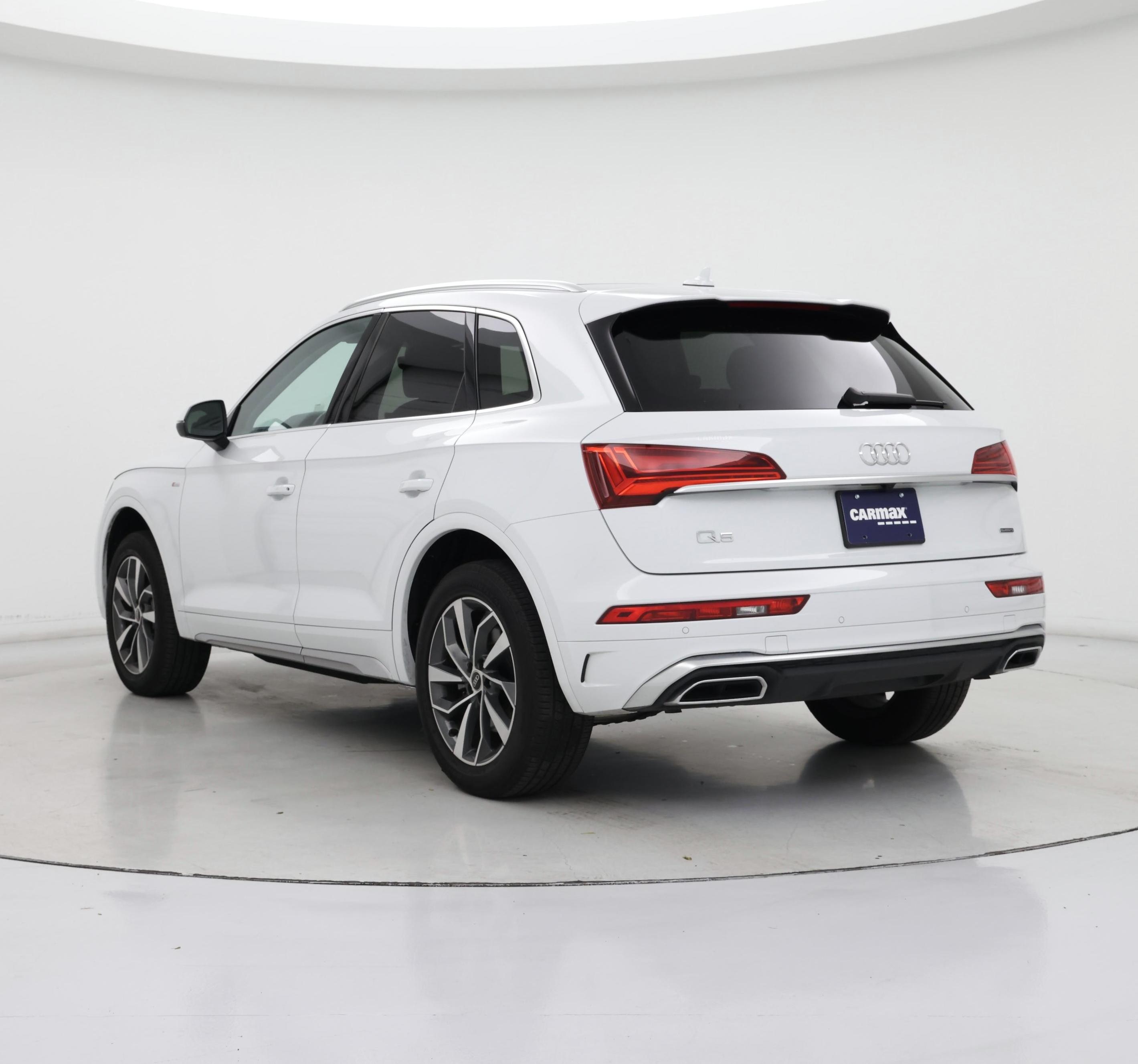 Thumbnail: 2022 Audi Q5 - 2