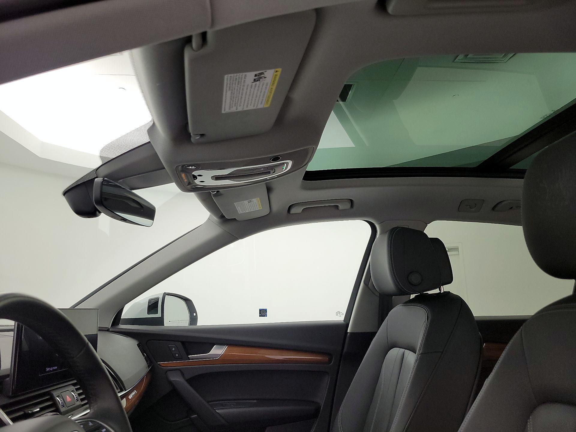 Thumbnail: 2022 Audi Q5 - 19