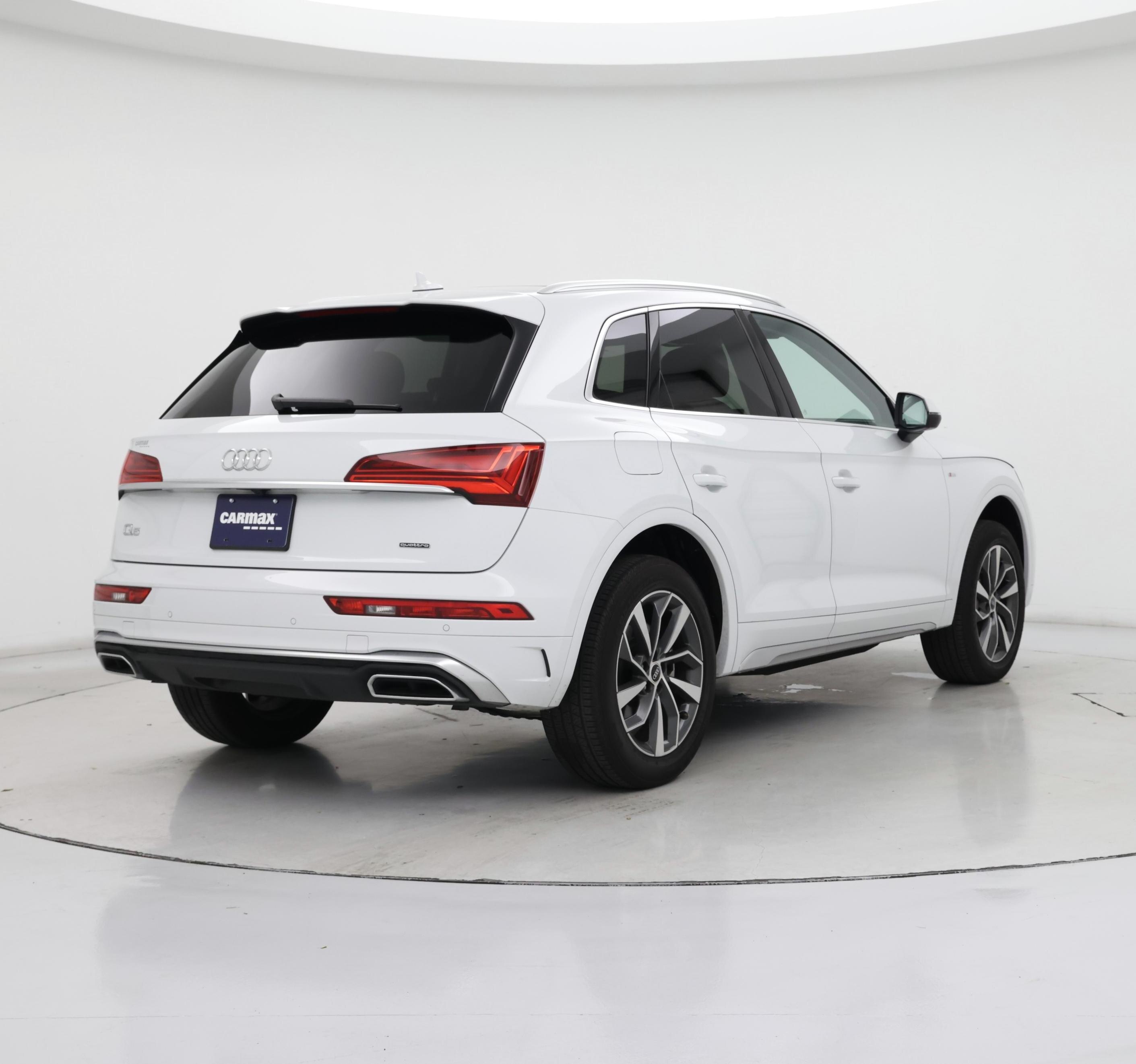 Thumbnail: 2022 Audi Q5 - 8
