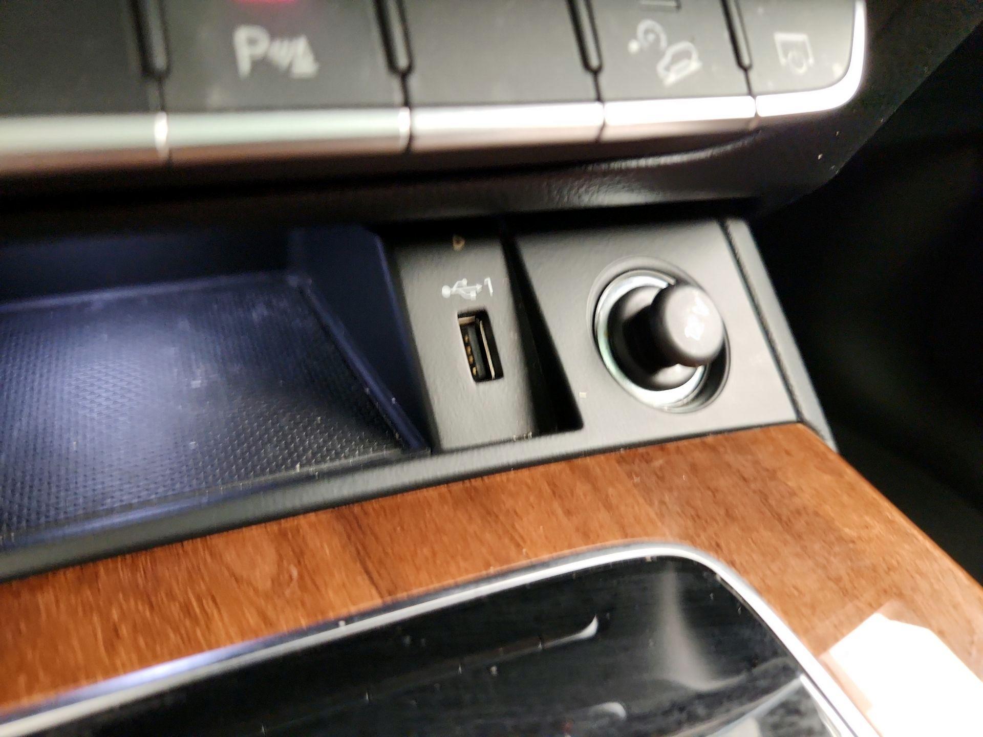 Thumbnail: 2022 Audi Q5 - 18