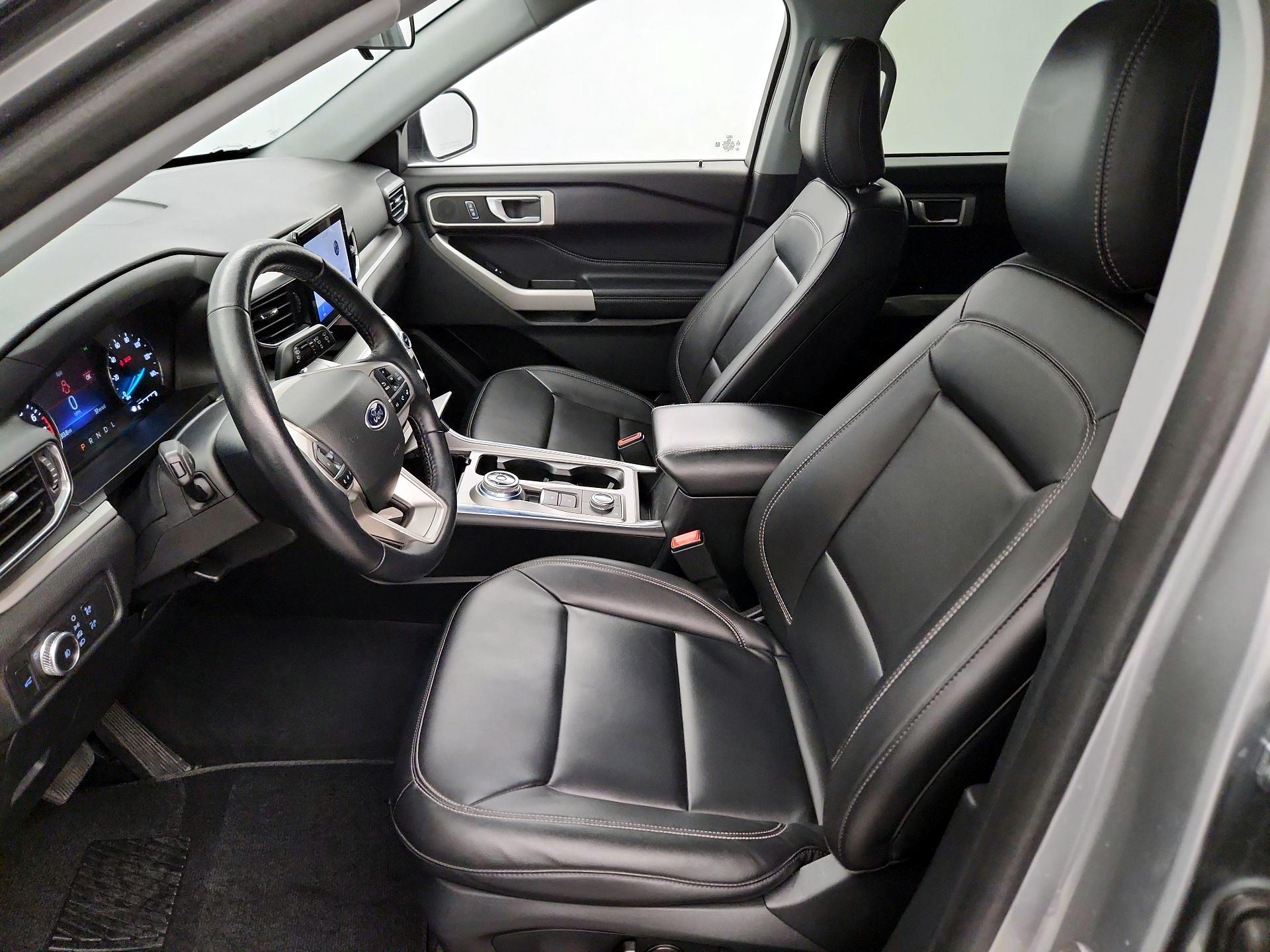 Thumbnail: 2022 Ford Explorer - 11