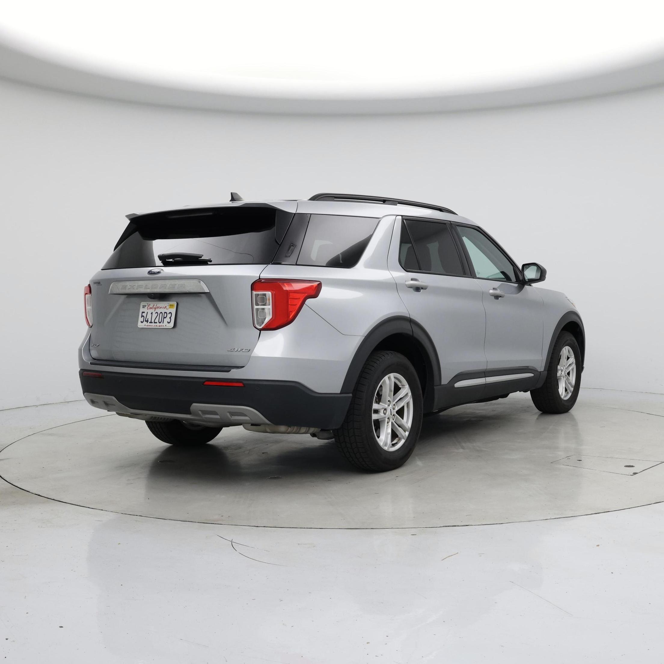 Thumbnail: 2022 Ford Explorer - 8