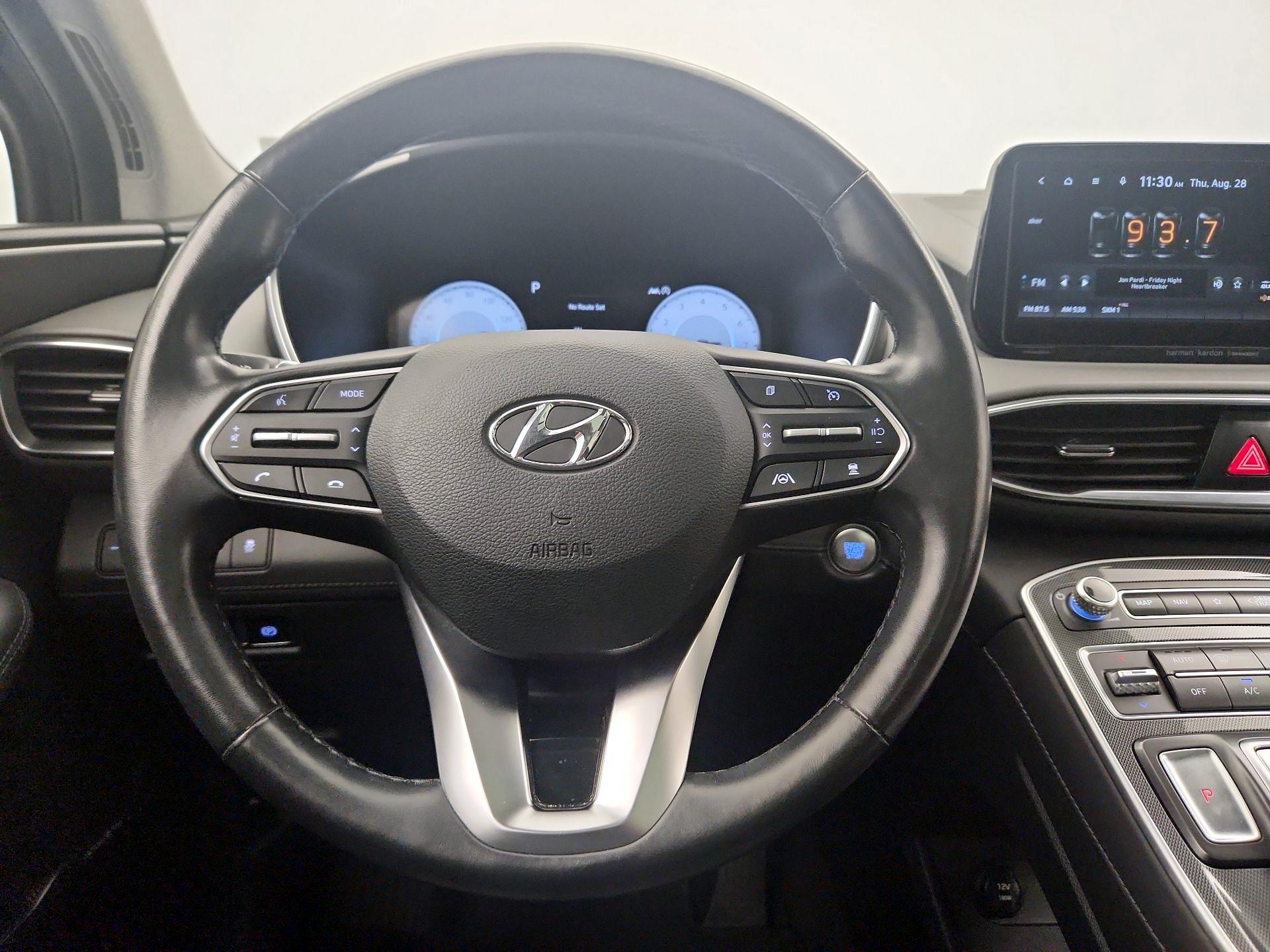 Thumbnail: 2022 Hyundai Santa Fe - 10