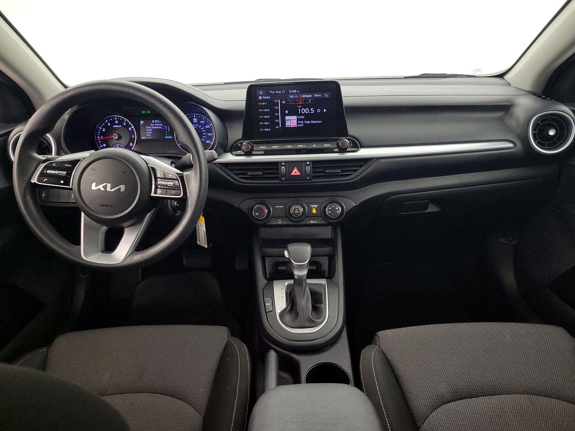 Thumbnail: 2023 Kia Forte - 9