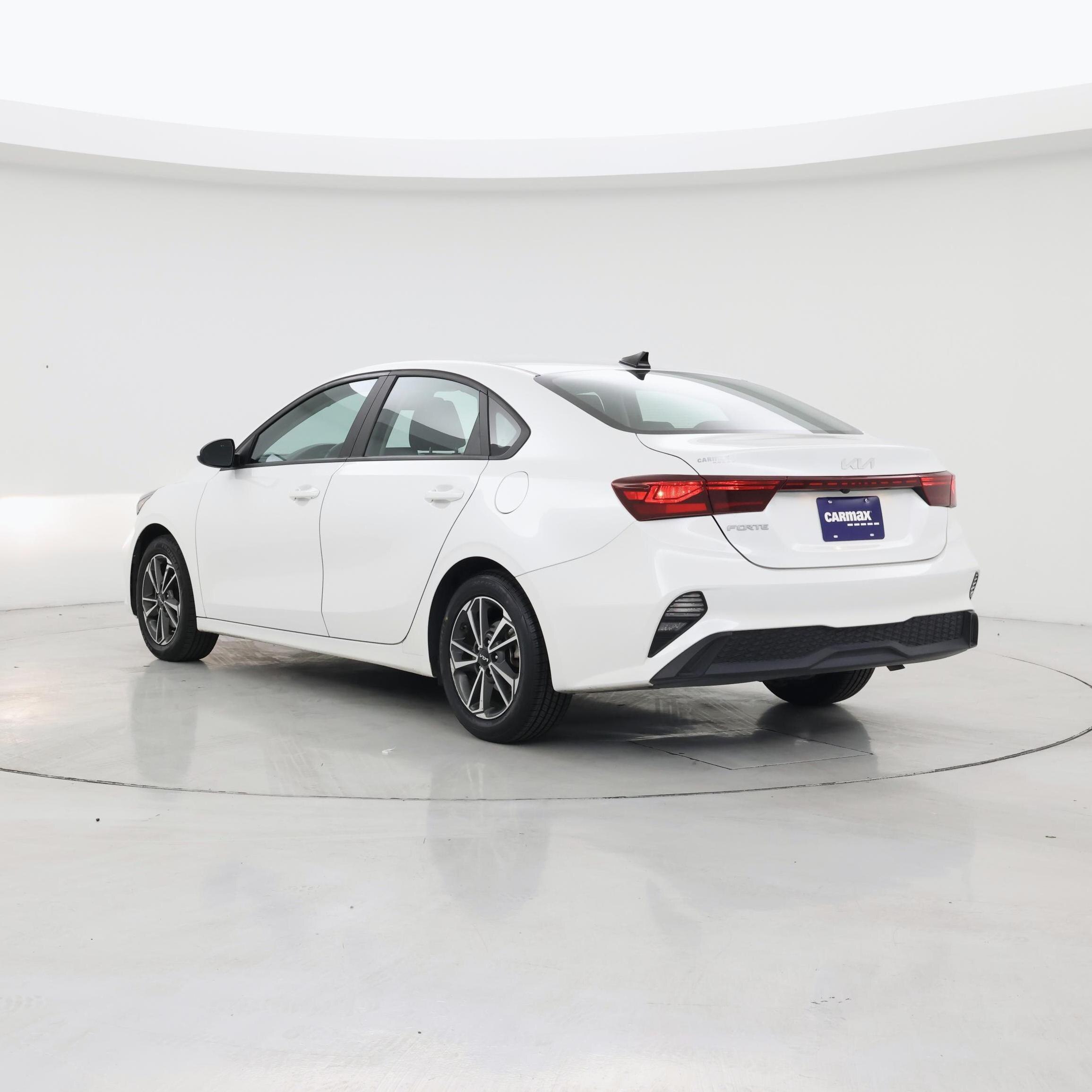 Thumbnail: 2023 Kia Forte - 2