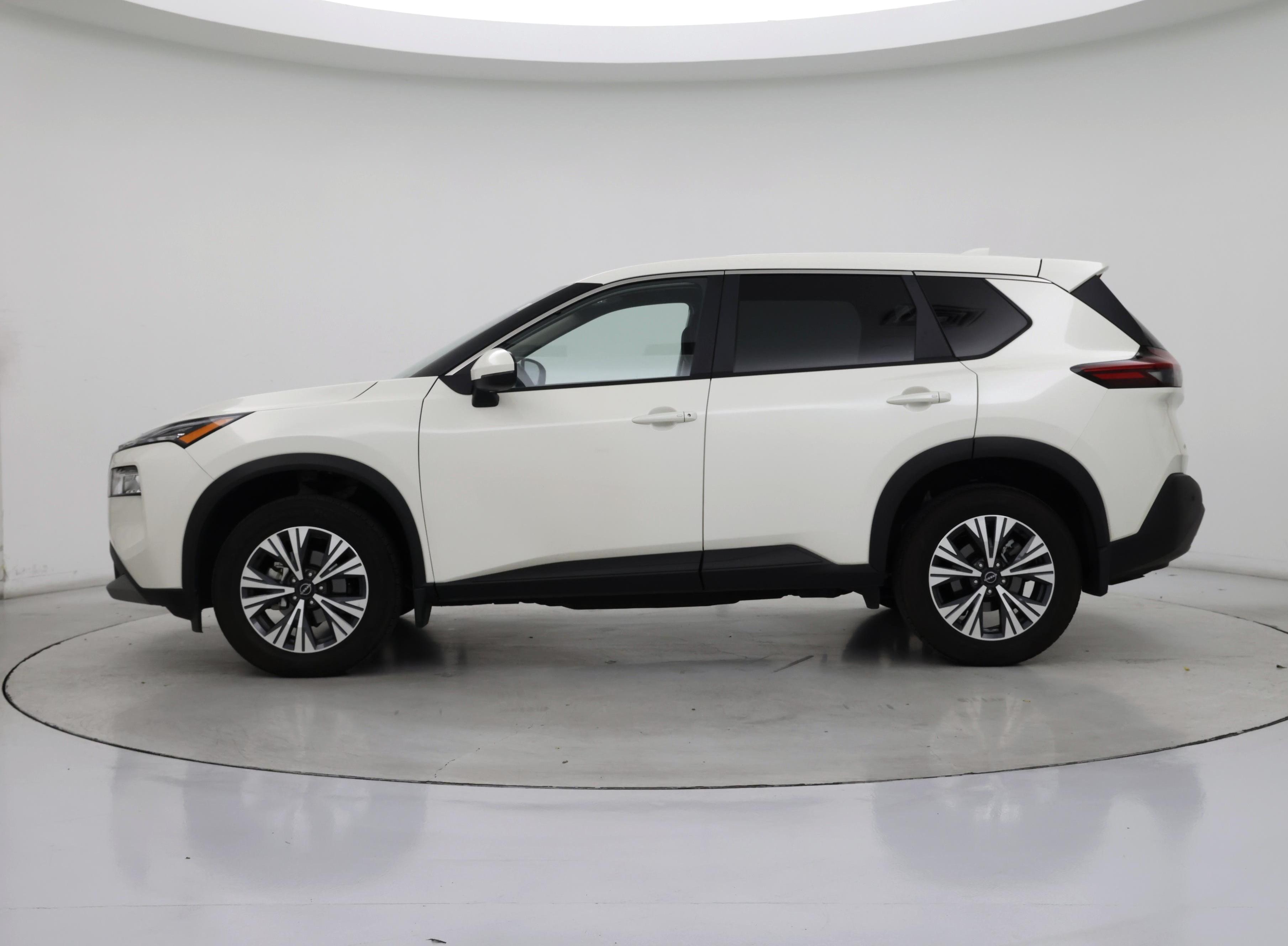 Thumbnail: 2023 Nissan Rogue - 3