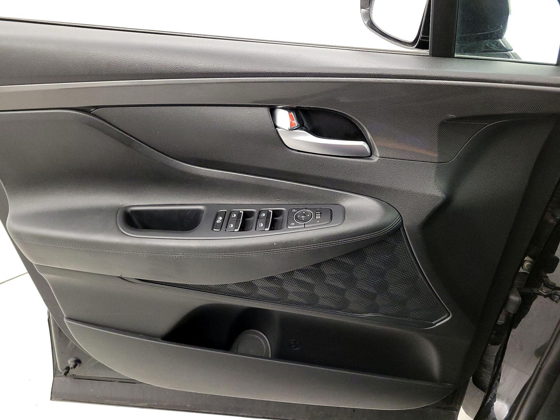 Thumbnail: 2023 Hyundai Santa Fe - 12