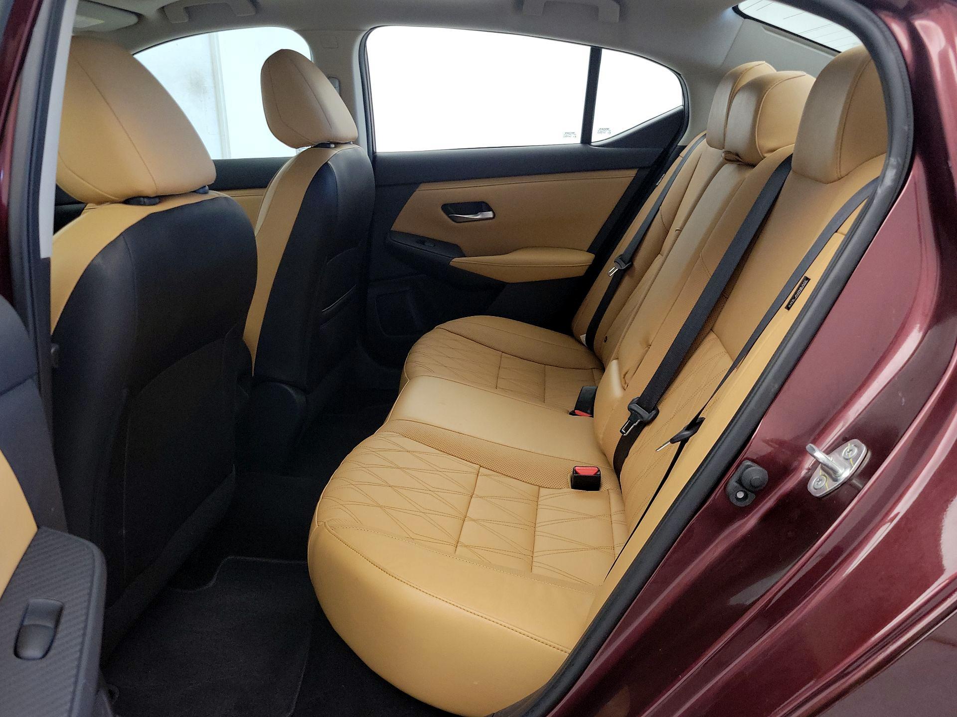 Thumbnail: 2020 Nissan Sentra - 20