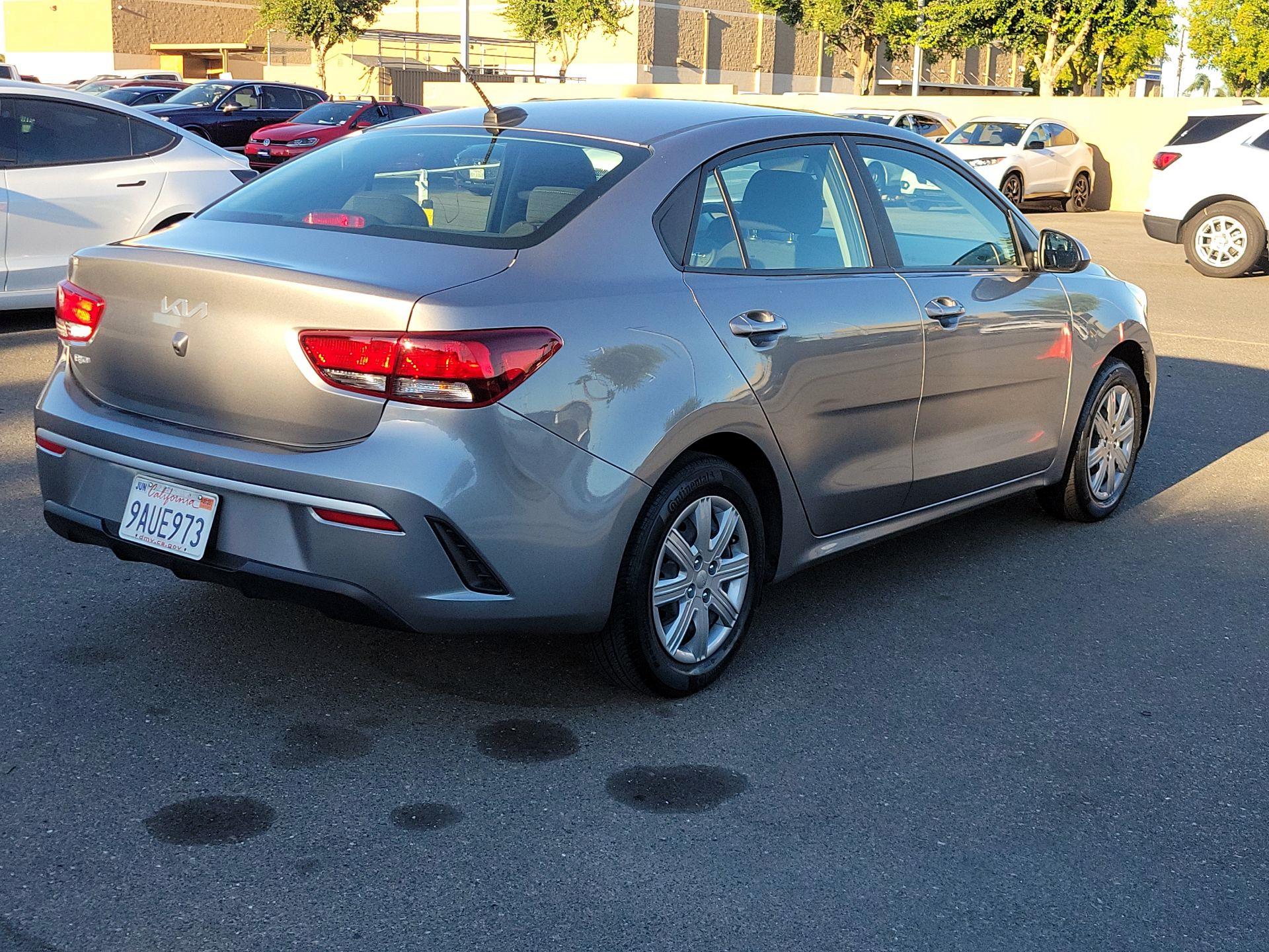 Thumbnail: 2022 Kia Rio - 5