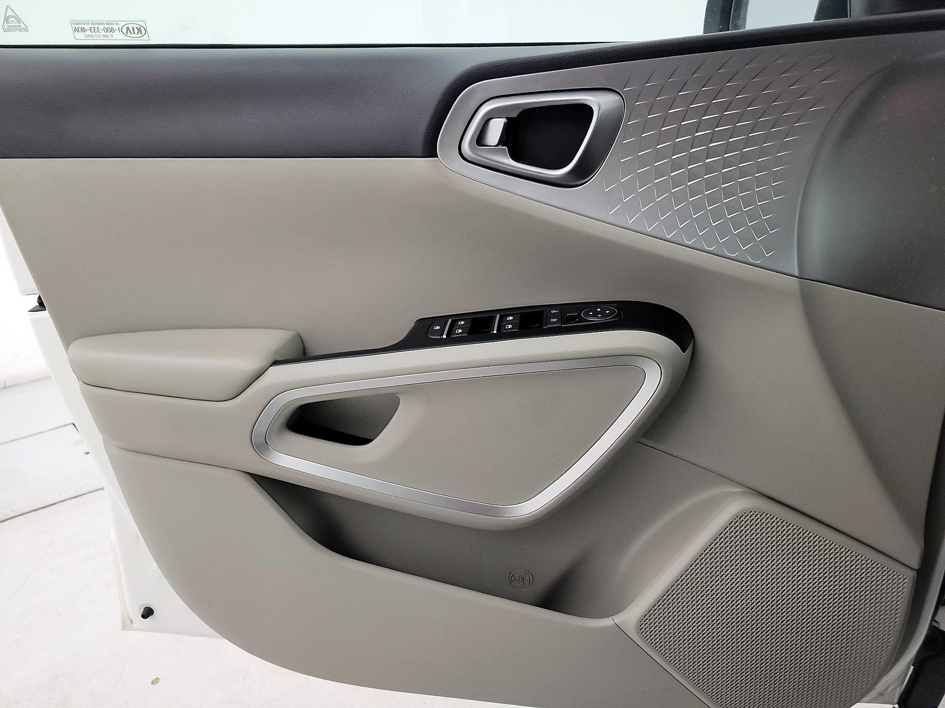 Thumbnail: 2022 Kia Soul - 12