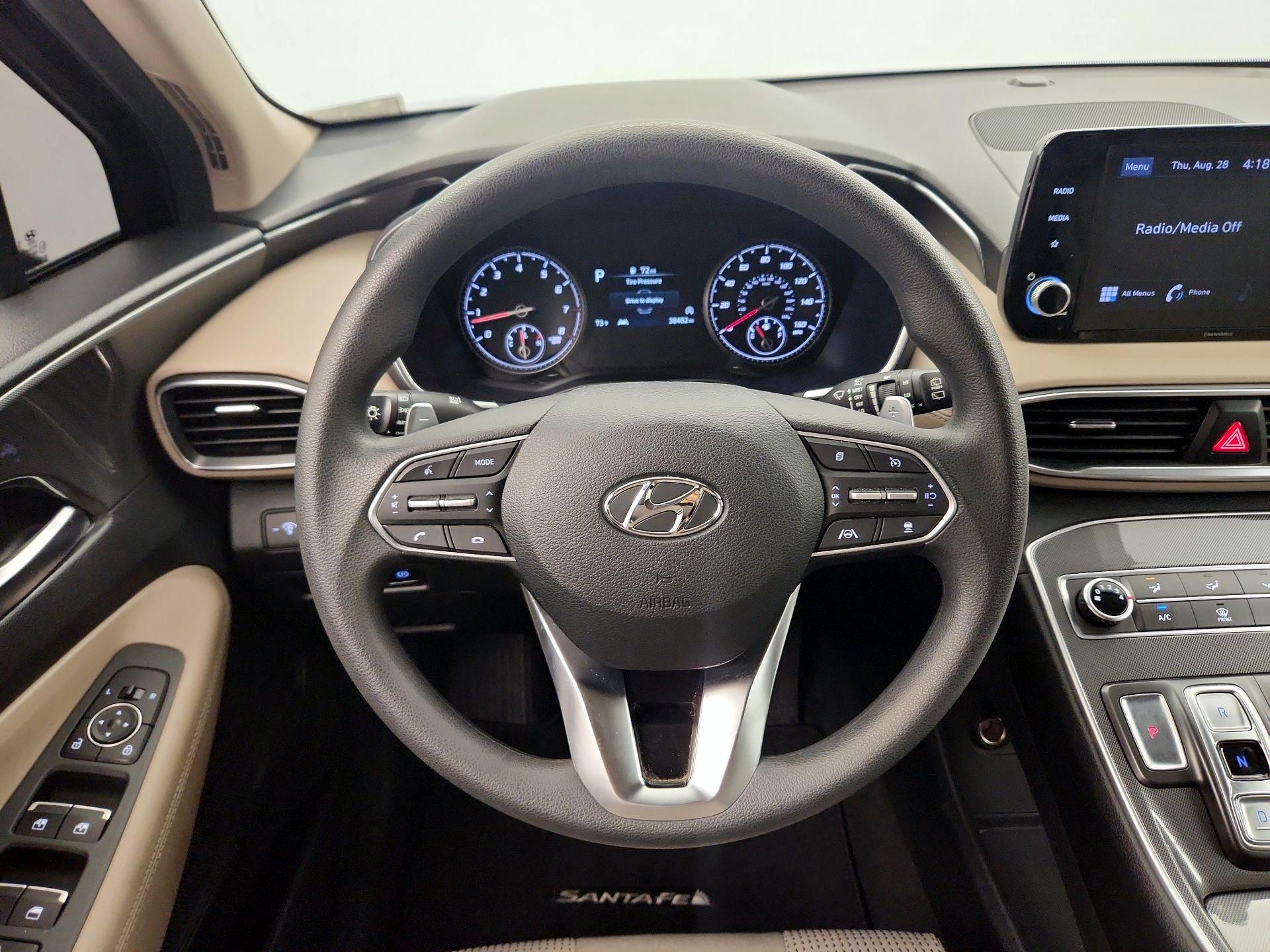 Thumbnail: 2022 Hyundai Santa Fe - 10
