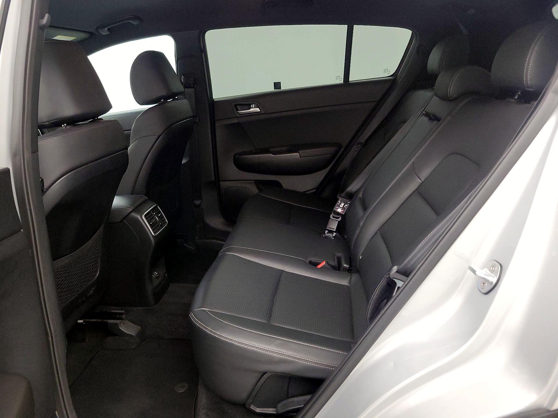 Thumbnail: 2020 Kia Sportage - 19