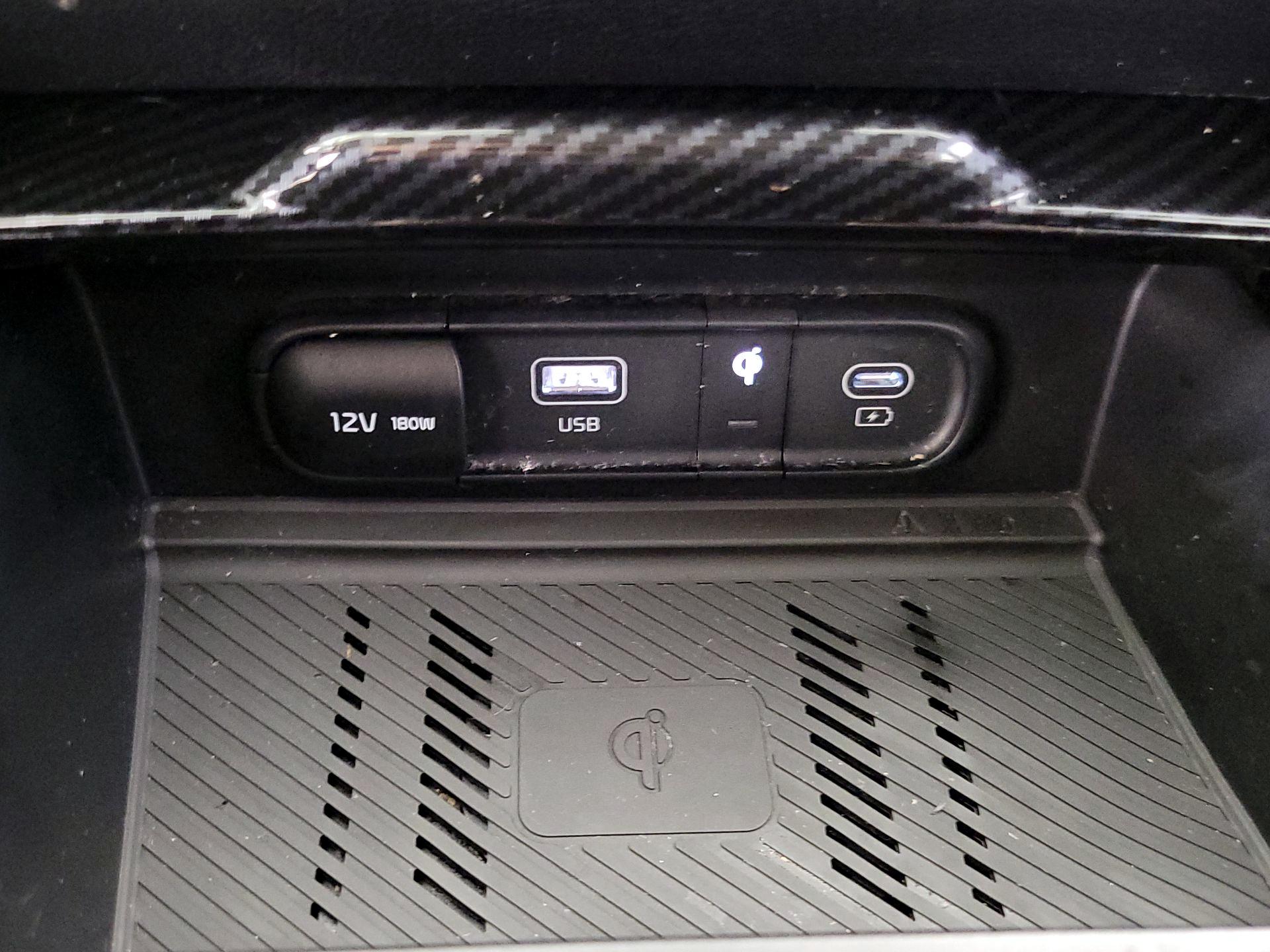 Thumbnail: 2023 Kia Sportage - 19