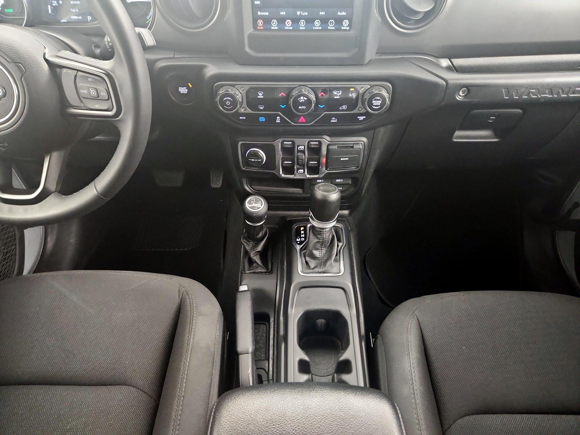 Thumbnail: 2023 Jeep Wrangler - 17