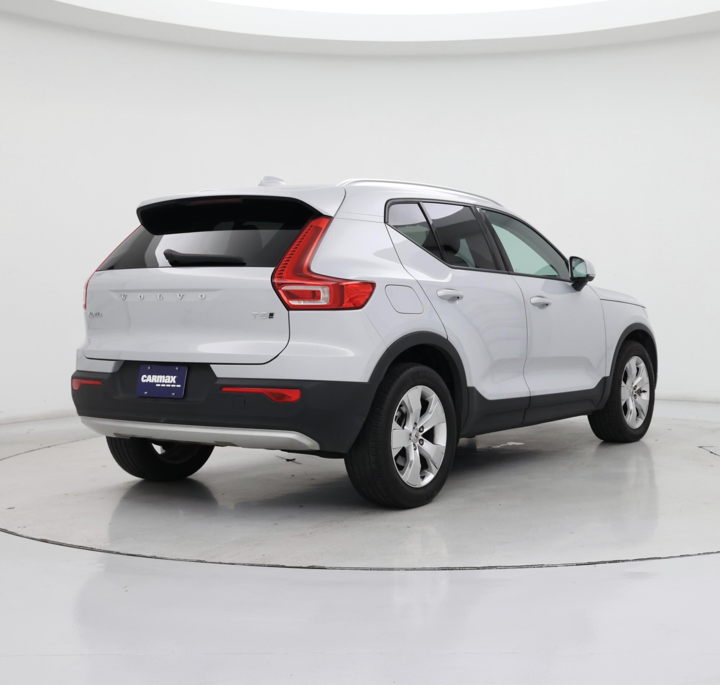 Thumbnail: 2021 Volvo XC40 - 8