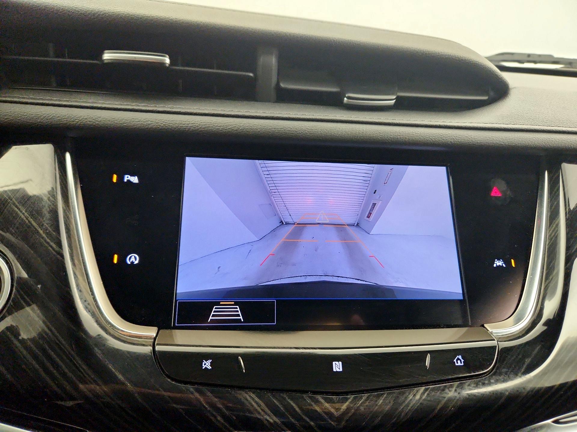 Thumbnail: 2020 Cadillac XT6 - 14