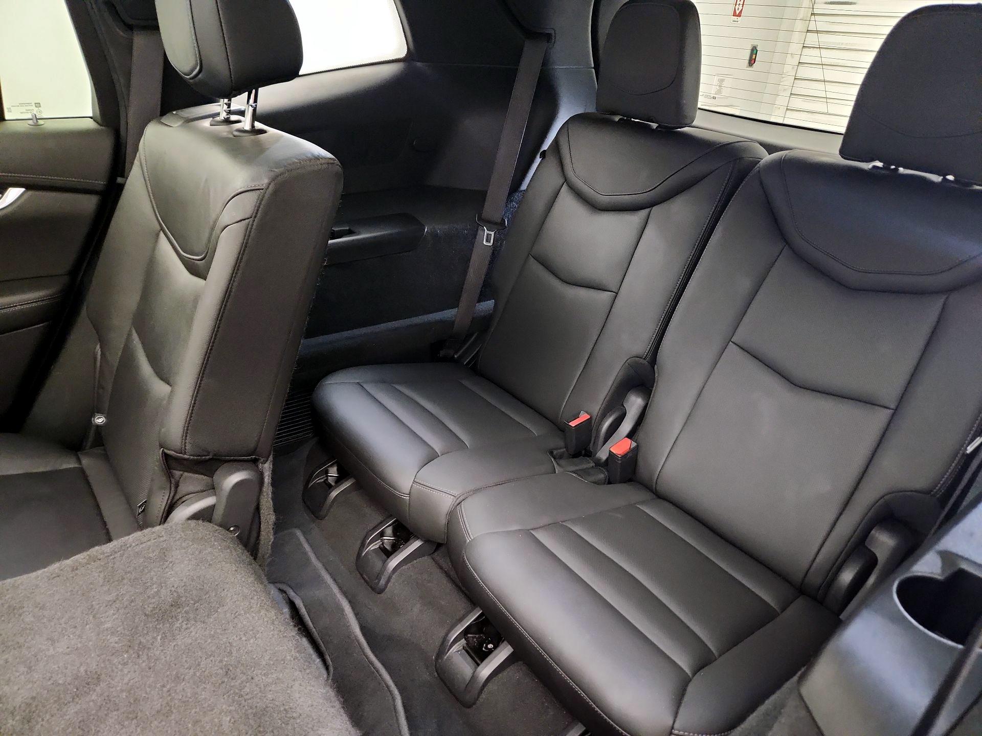 Thumbnail: 2020 Cadillac XT6 - 20