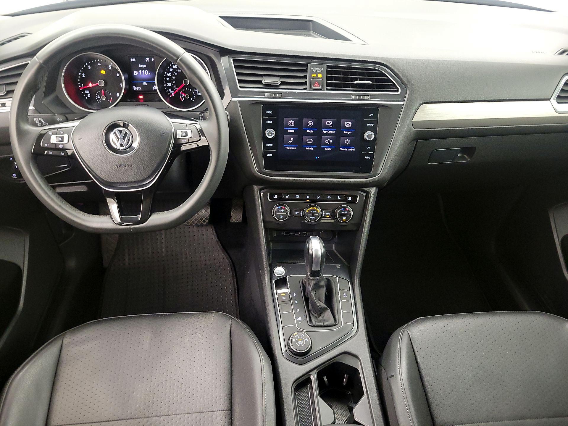 Thumbnail: 2020 Volkswagen Tiguan - 9