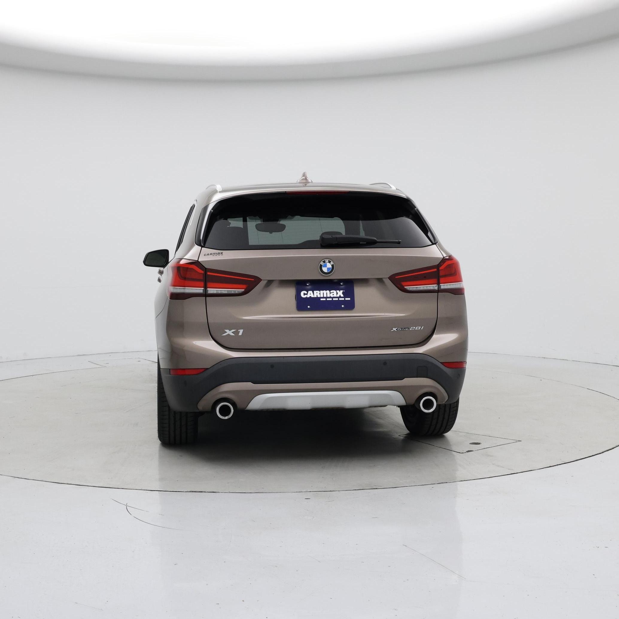 Thumbnail: 2020 BMW X1 - 6